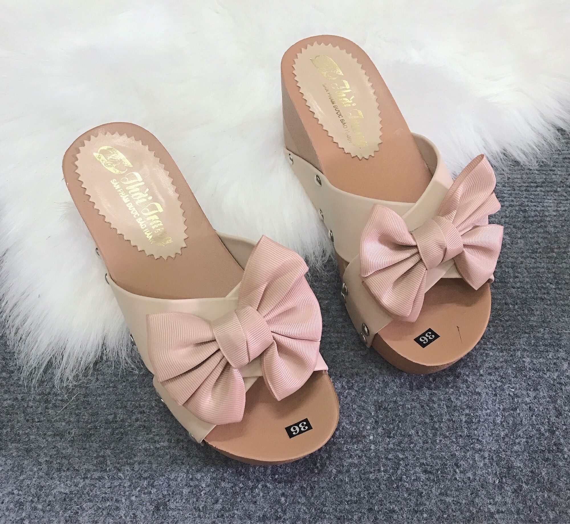 Dép nữ đế xuồng gắn nơ 7cm form nhỏ