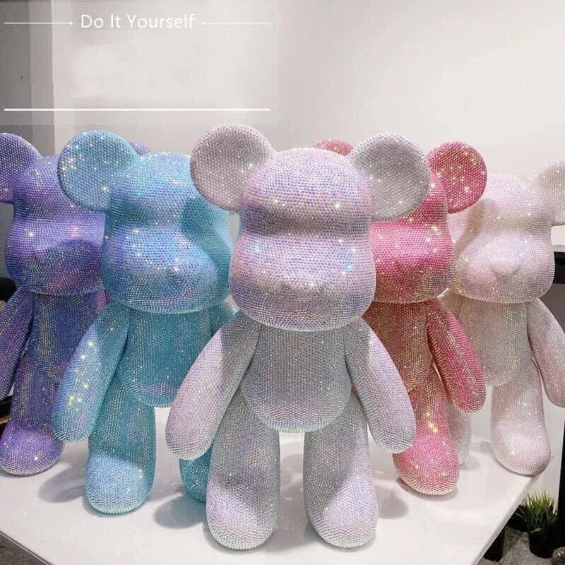 Gấu đính đá- bearbrick đính đá nhiều màu đa dạng size 23cm