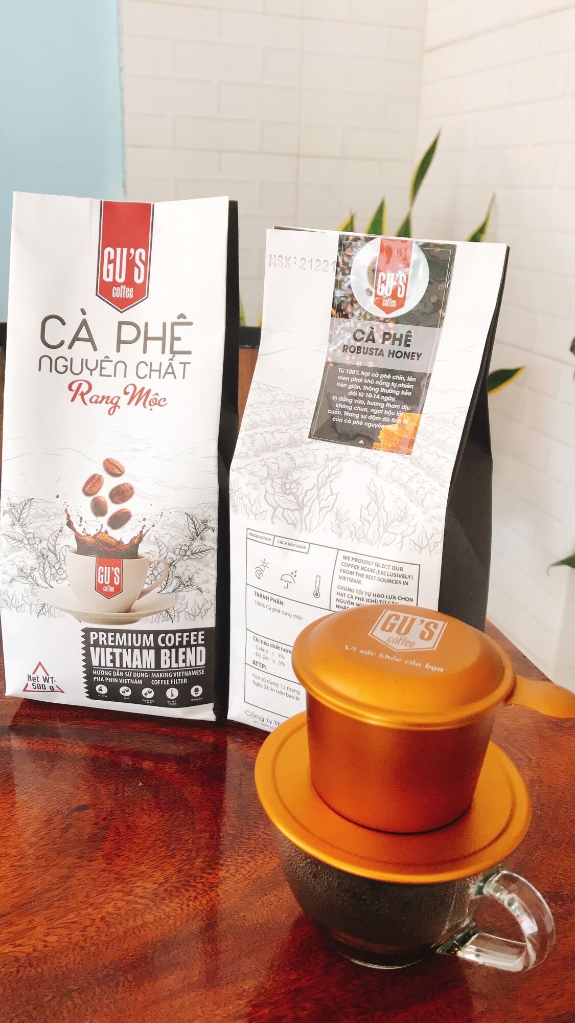 Cà phê nguyên chất gu robusta honey rang mộc 100%. vị đậm đắng, thơm dịu không chua. dùng pha phin và pha máy gói 500gr 500gr cà phê nguyên chất robustahoney rang mộc