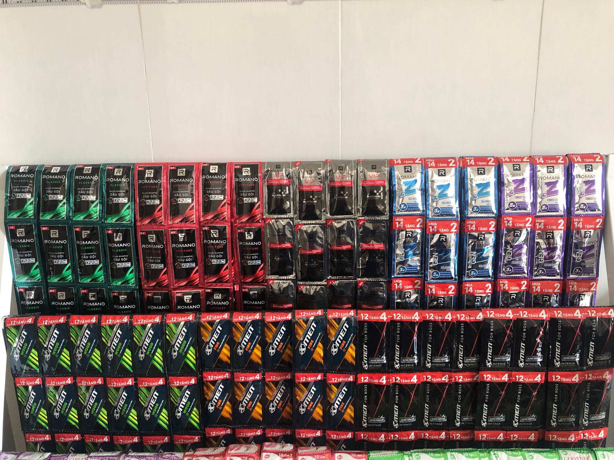 Dây 14 gói dầu gội xmen/romano 5g