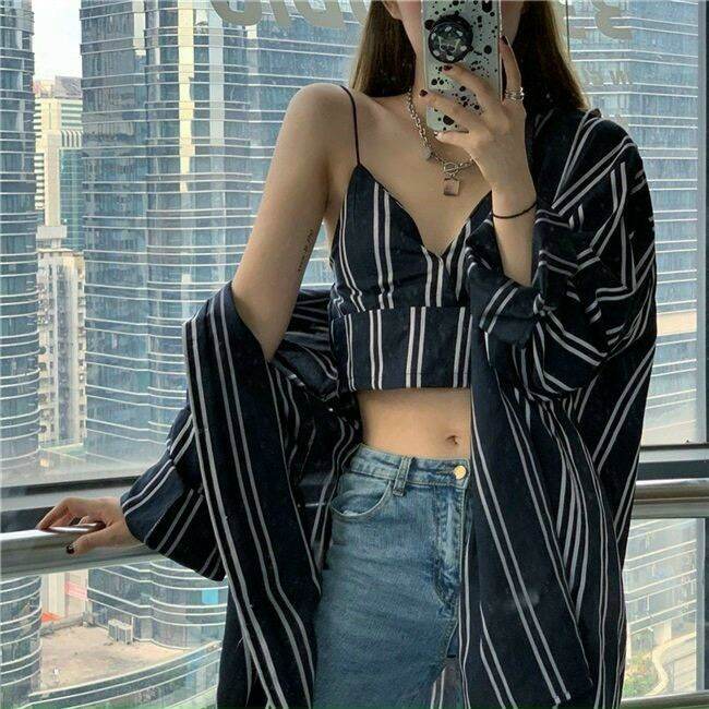 Set áo bra kèm sơ mi kẻ đi biển