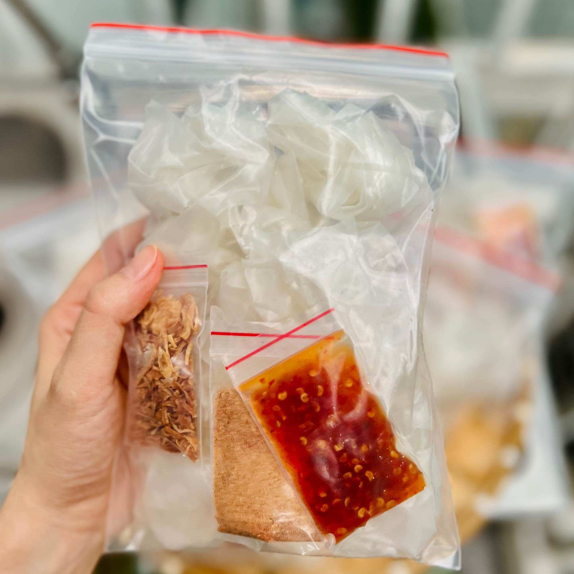 Bánh tráng Dẻo Mỏng Sate Ớt Rim Muối nhuyễn 100gr