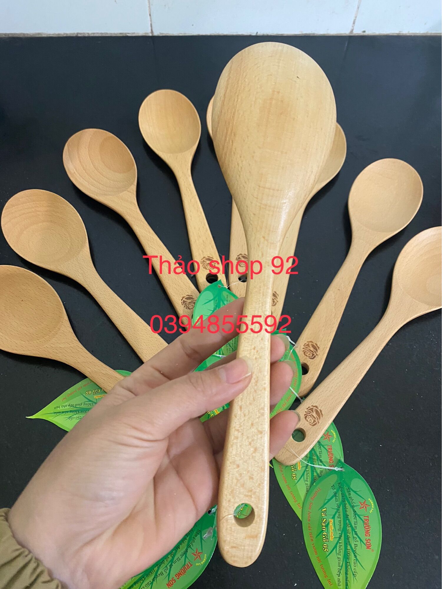 Muôi xới cơm cán dài gỗ trường Sơn