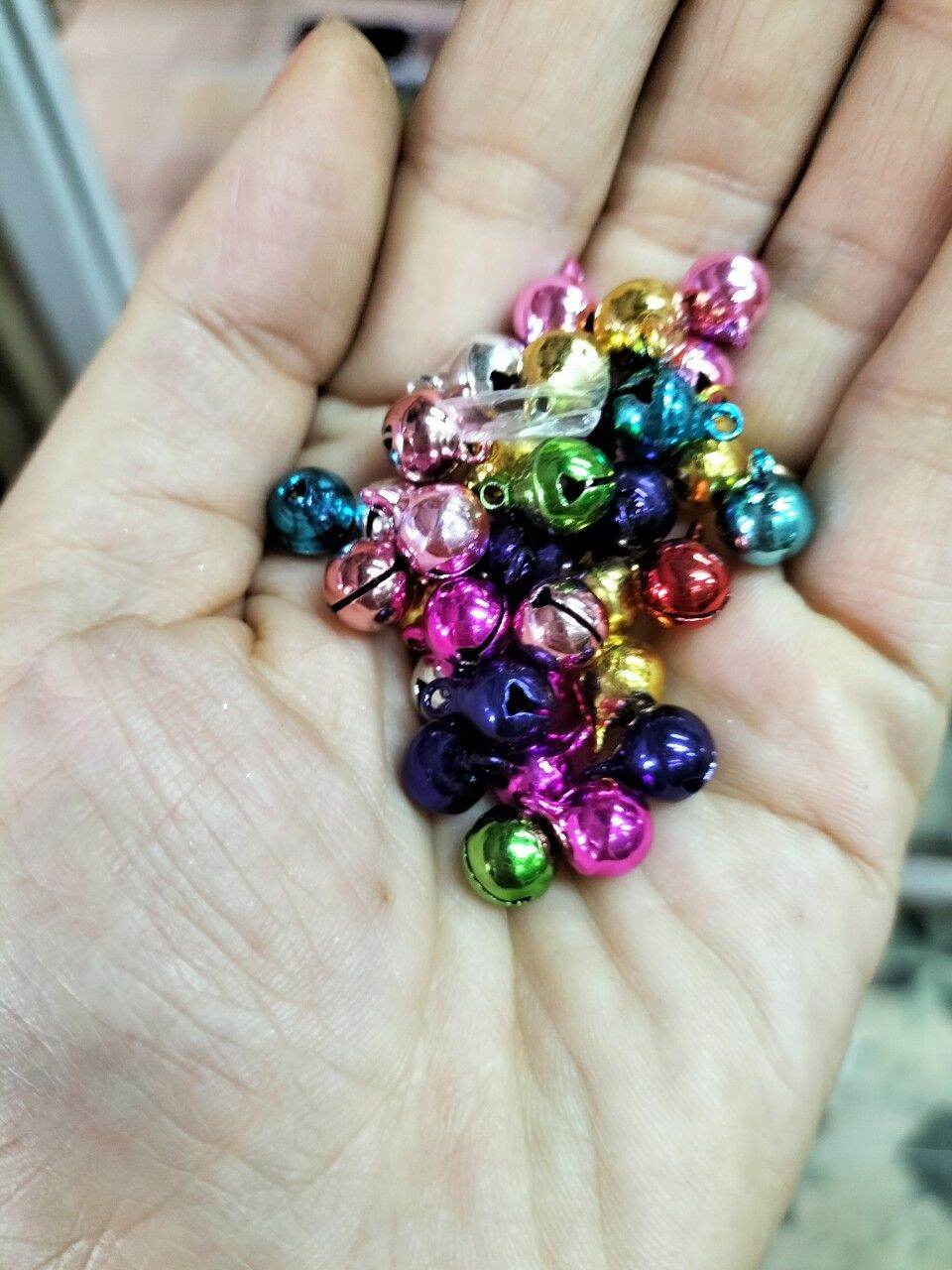 10 chuông🌹lục lạc nhiều màu nhiều size làm handmade