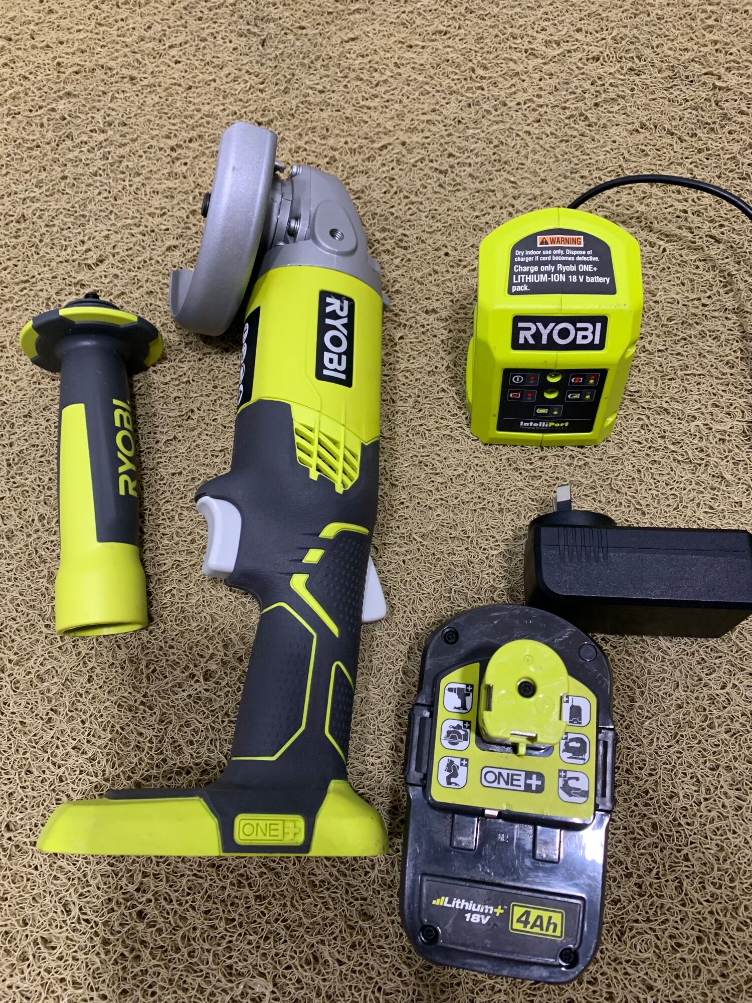 Máy mài ryobi 18v pin 4ah sac
