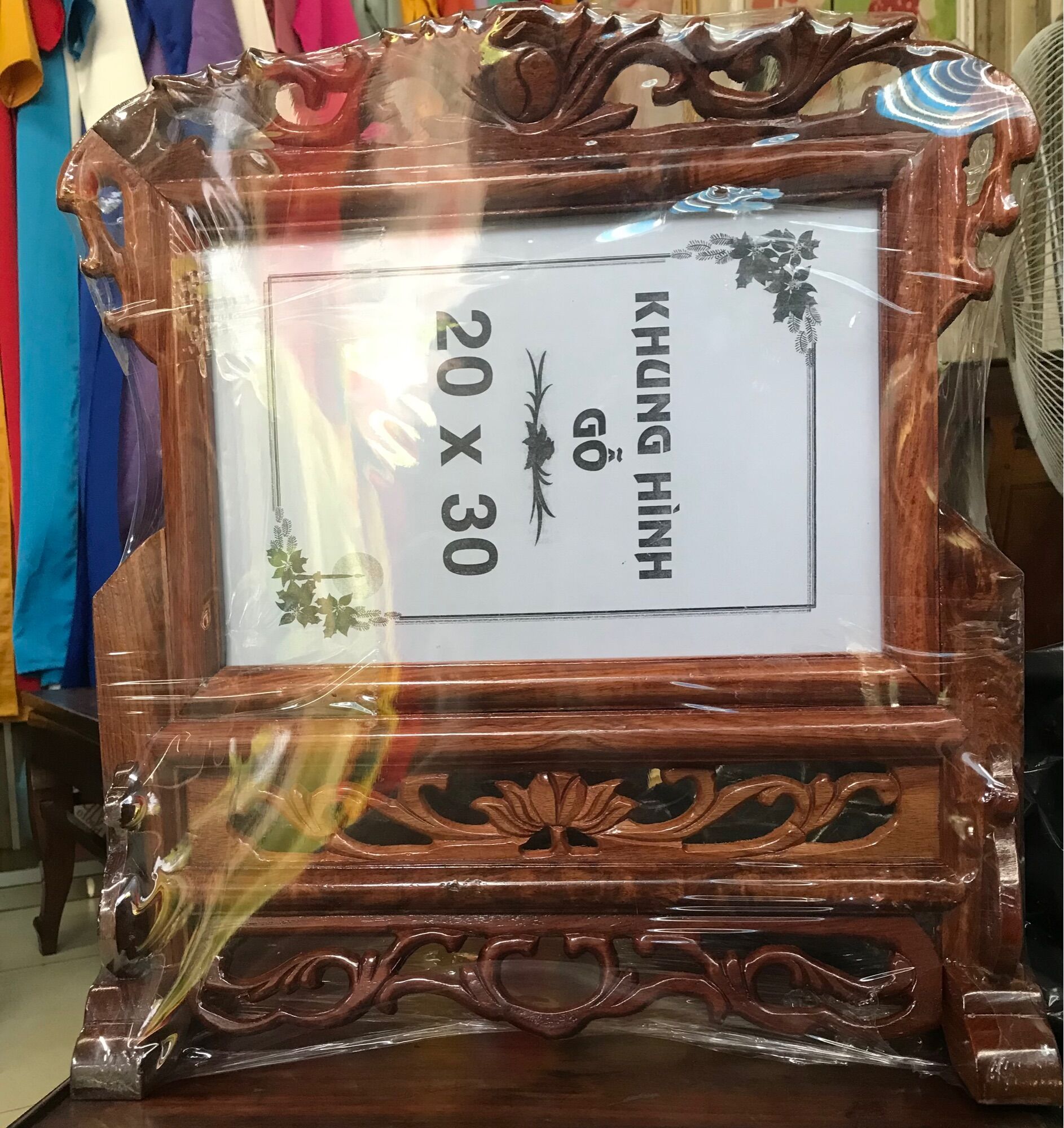 Khung hình gỗ hương hoặc khung đôi