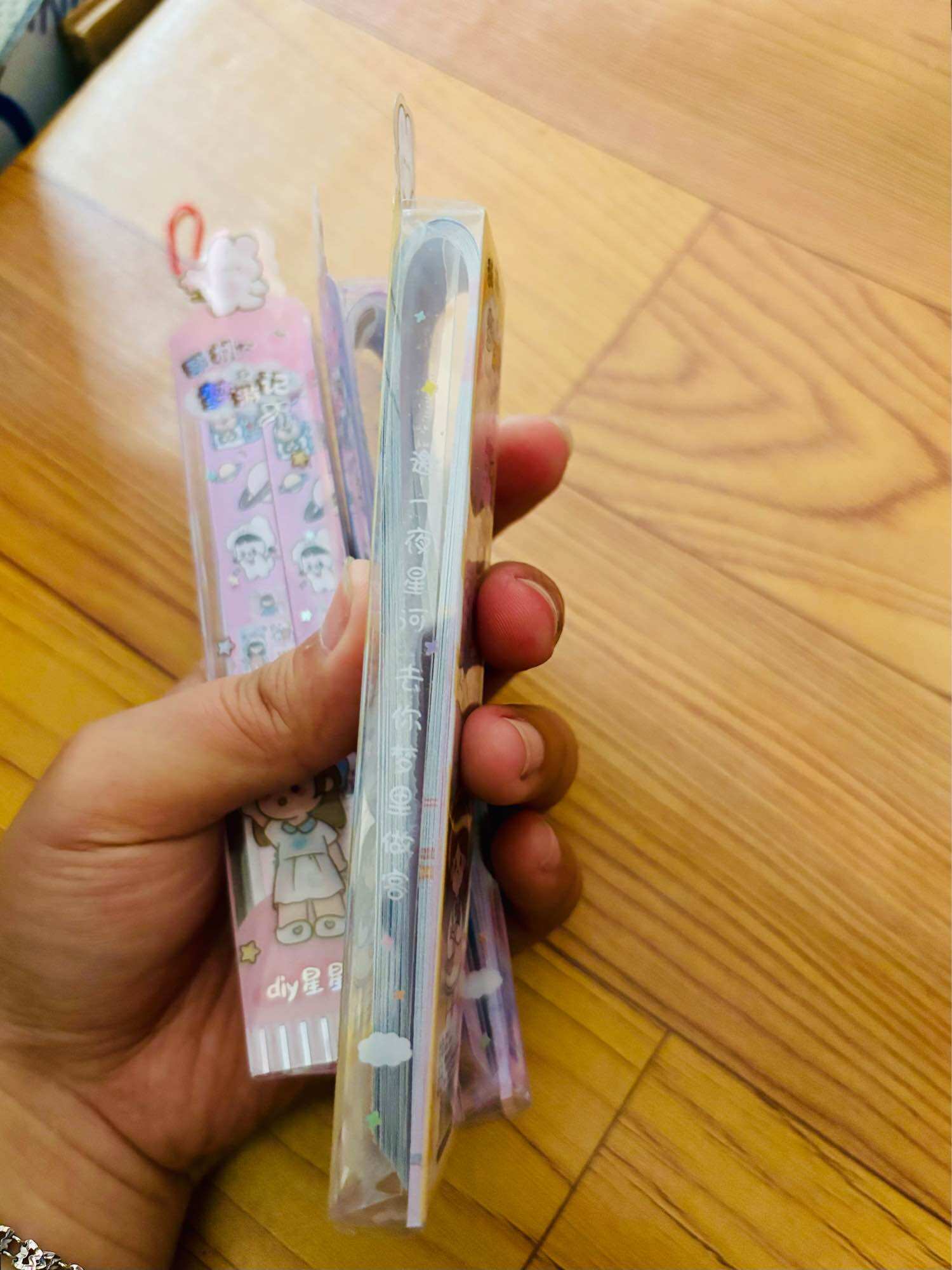 Sét 40 tờ giấy gấp sao origami nhiều màu sắc dùng để trang trí thủ công
