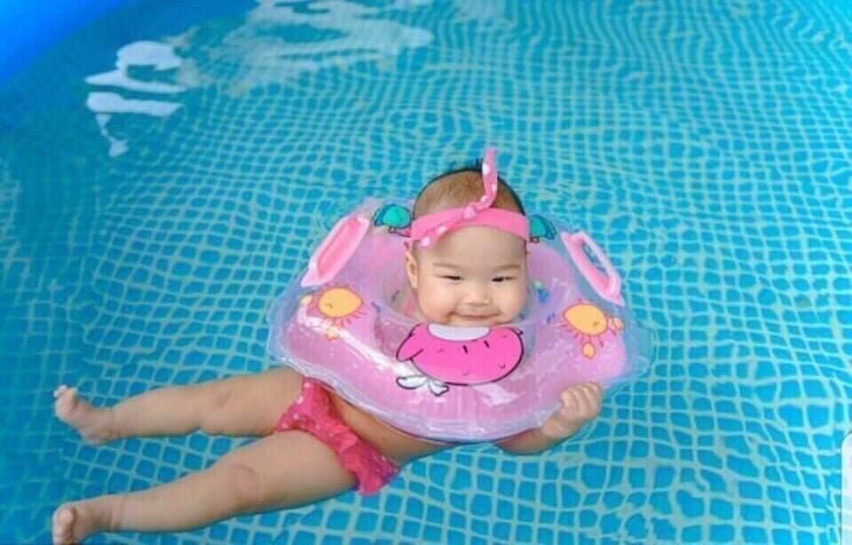 Phao đỡ cổ cho bé . Phao bơi cho bé