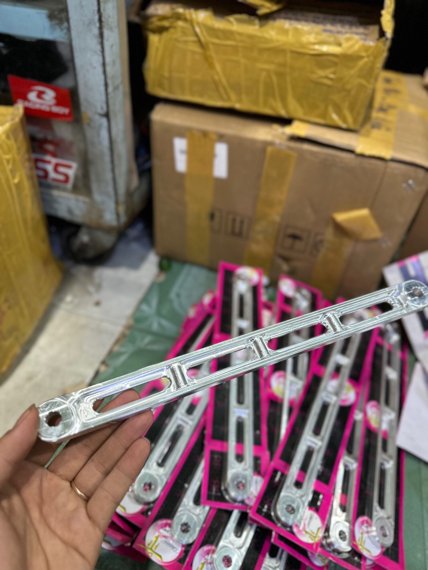 Pad Giữ Má Đùm Future 125 CNC