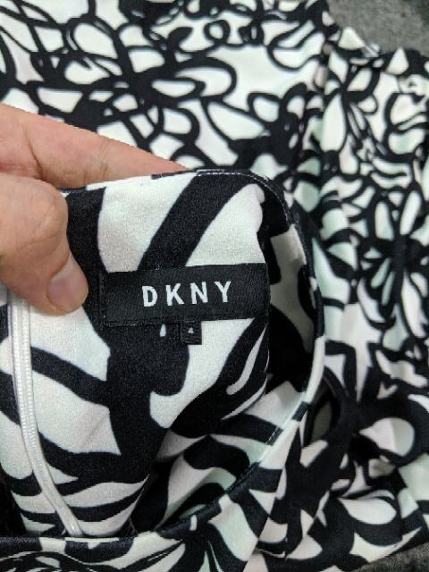 Đầm DKNY hàng xuất dư xịn