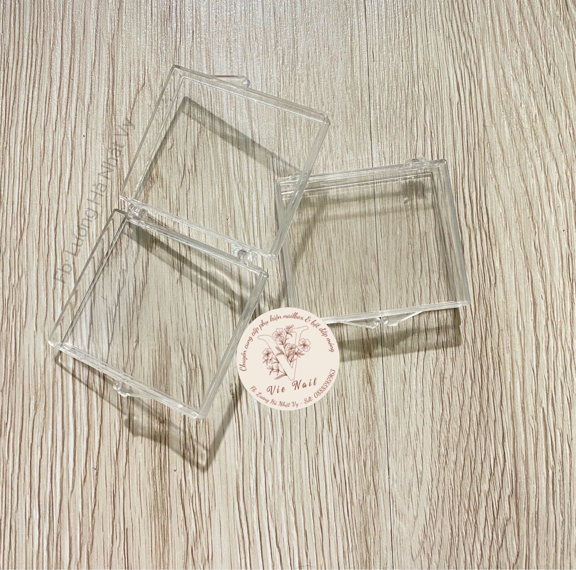 Hộp đựng nailbox, fan mi bằng mica
