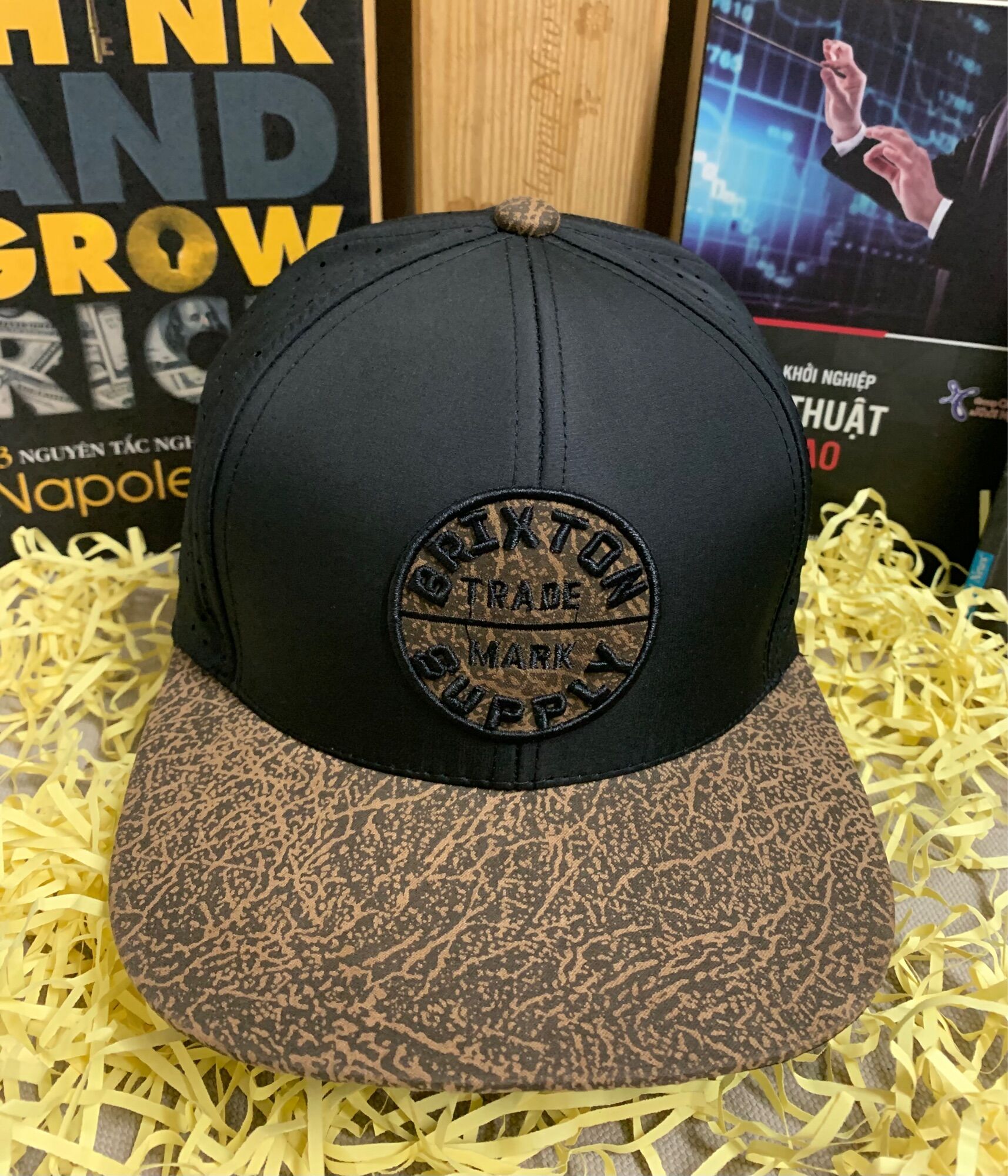 Nón Snapback Nón Lưỡi Bằng Thêu Logo Brixton