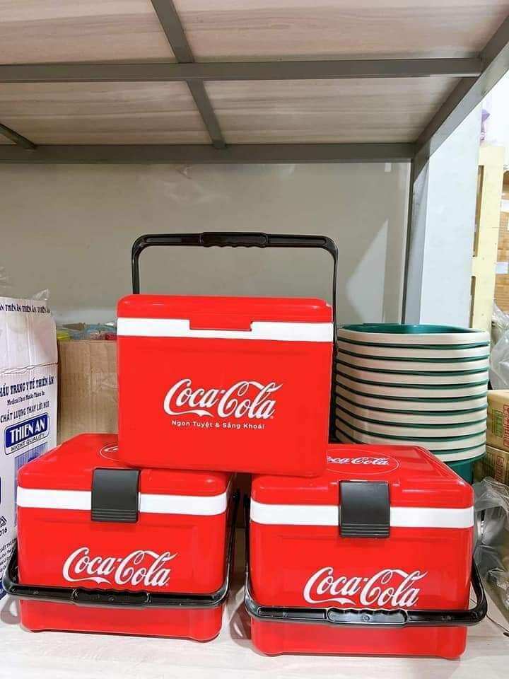 thùng đá 6.8 lít màu tùy đợt nhập hàng