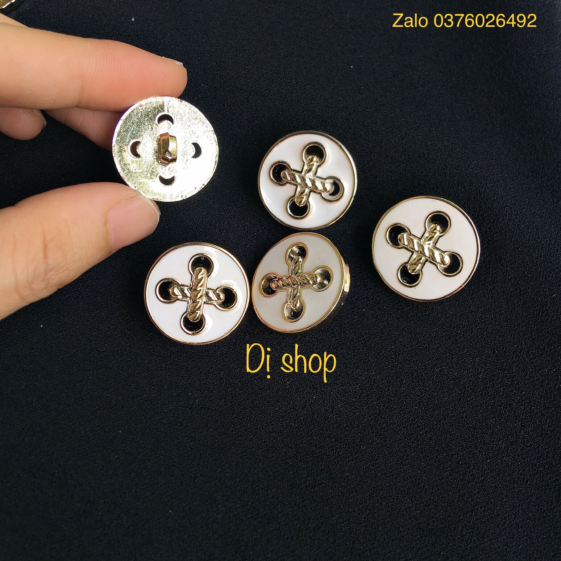 Set 5 nút nhựa kiểu size 2.1cm