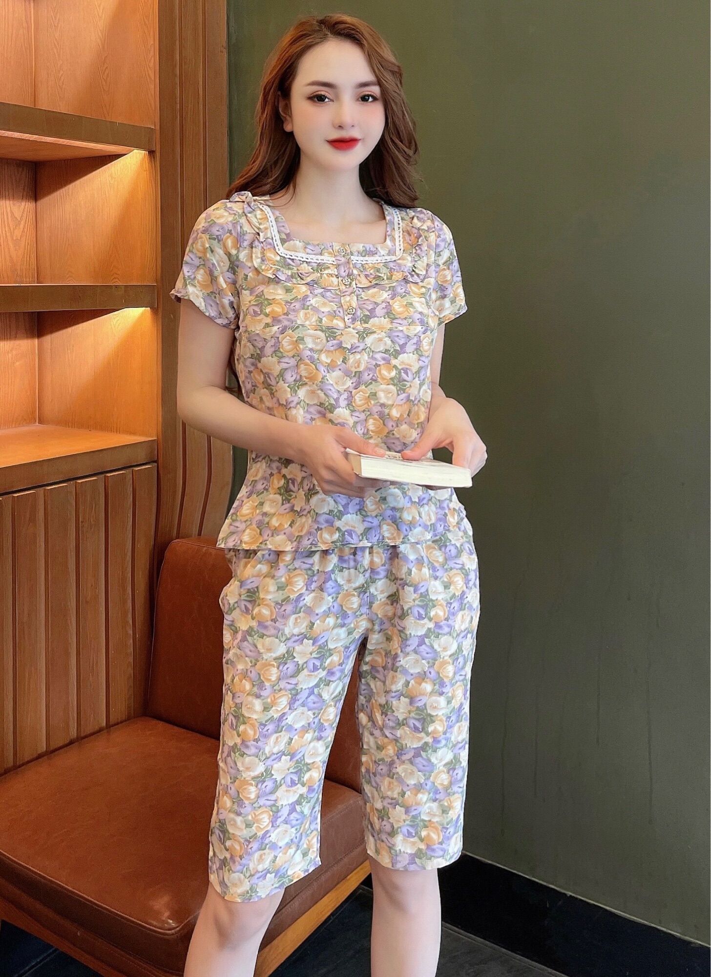 Đồ bộ mặc nhà chất lụa mẫu lửng
