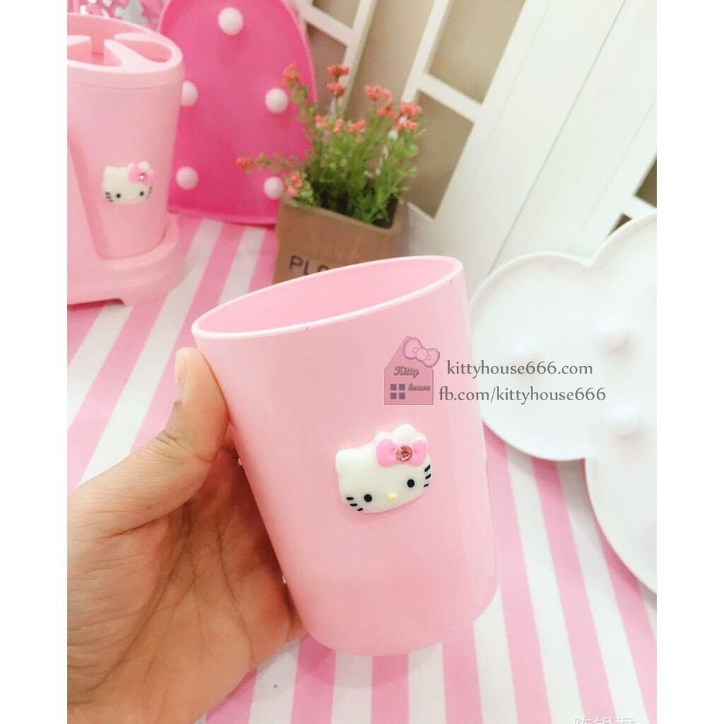 🌸CẮM BÀN CHẢI HELLO KÈM LY