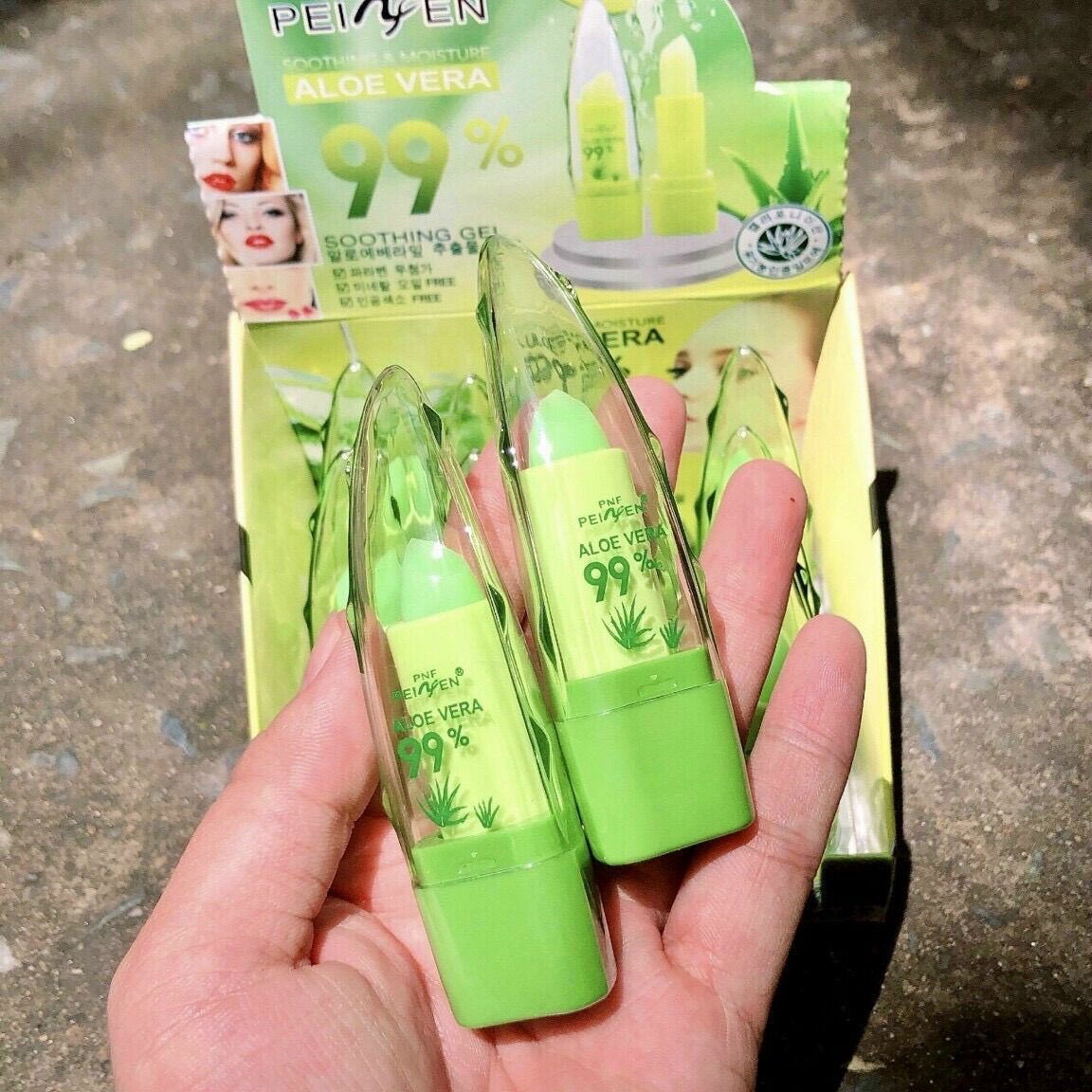 Lố 12 cây son nha đam nhọn dưỡng môi