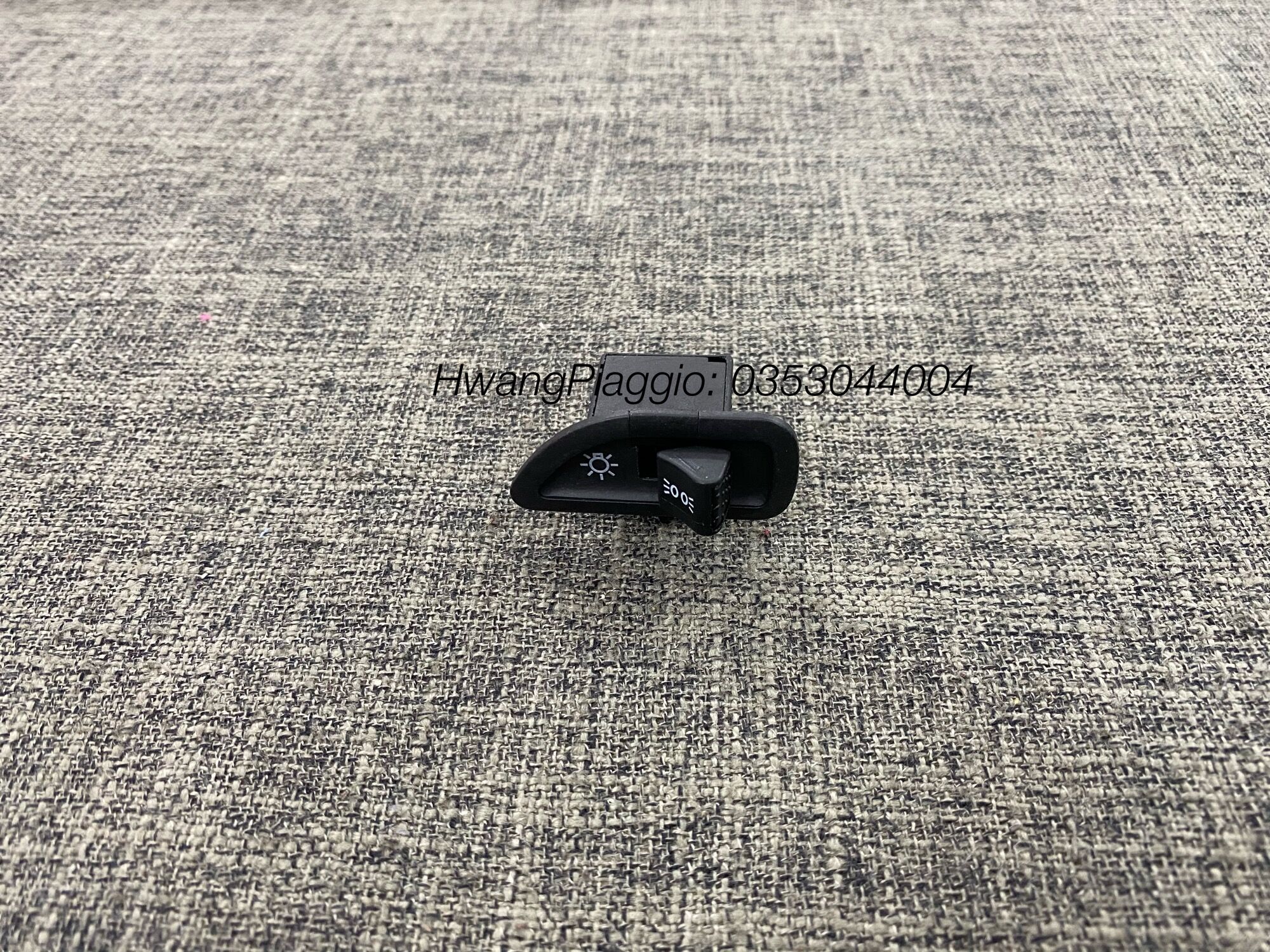 Công tắc bật đèn xe Zip,Liberty,Fly ❤️