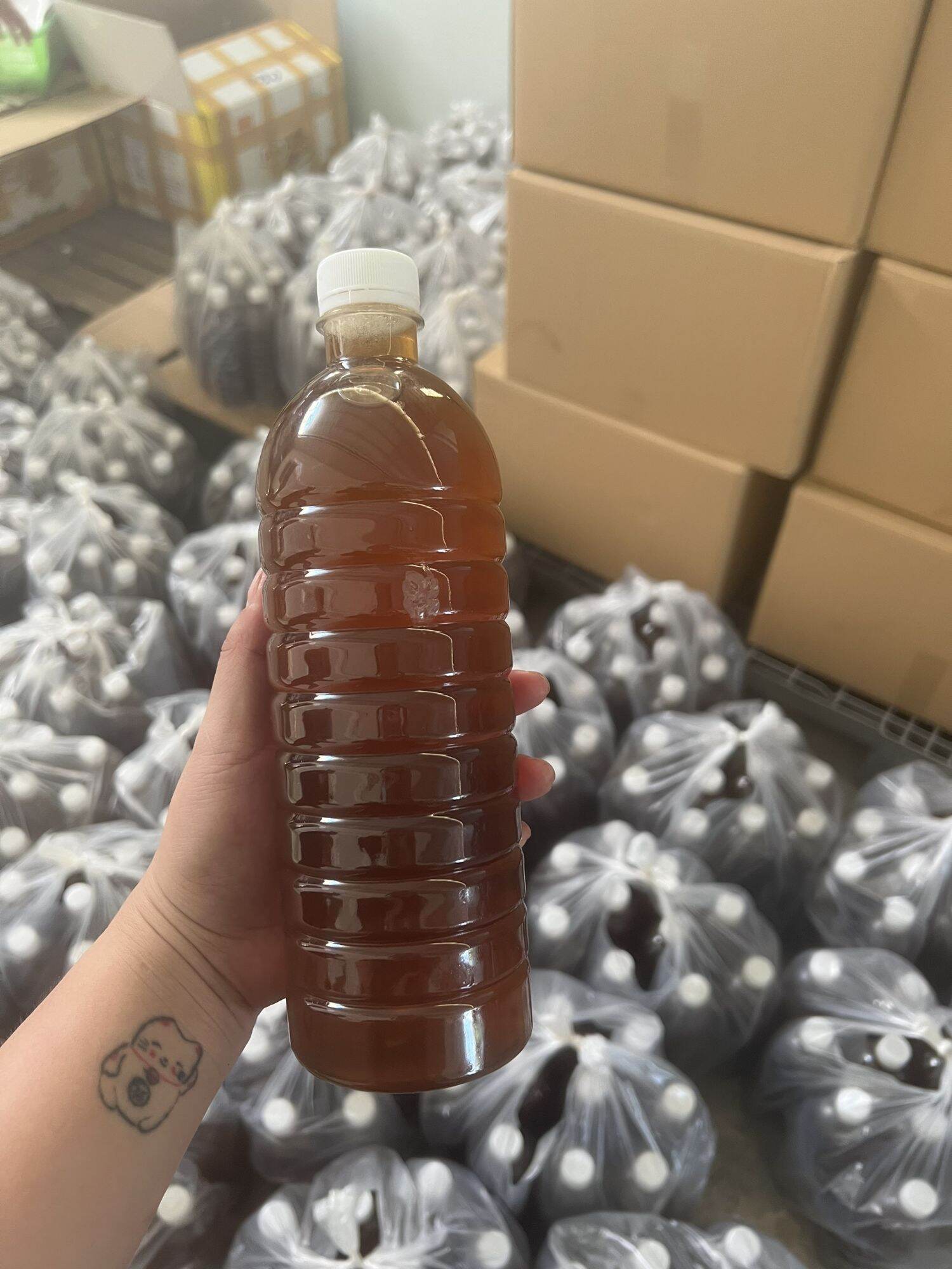 Mật ong hoa cà phê 1 lít nguyên chất 100% (mật ong nuôi)