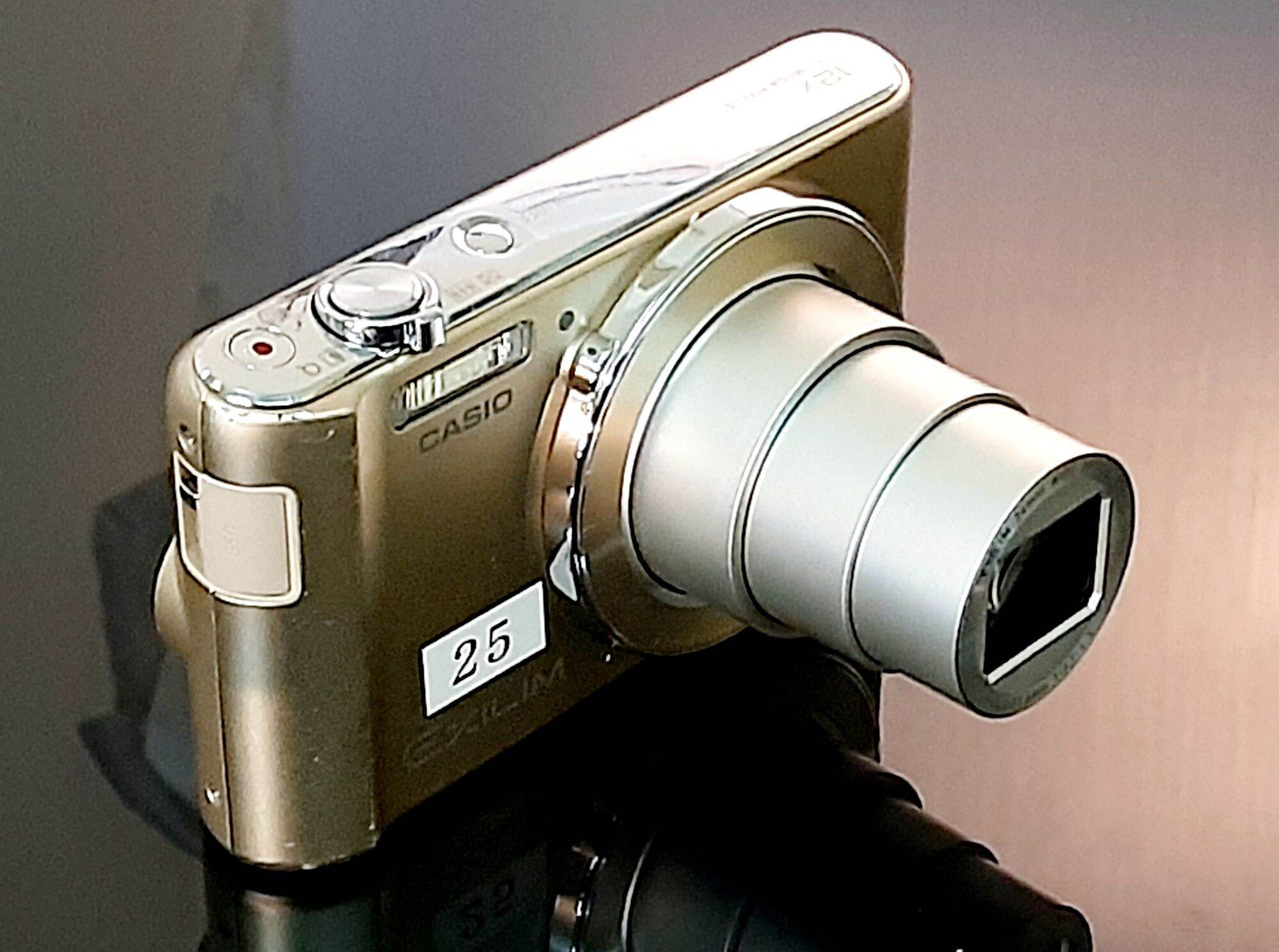 Máy ảnh kts Casio EX-ZS190( 16.0 megapixel)