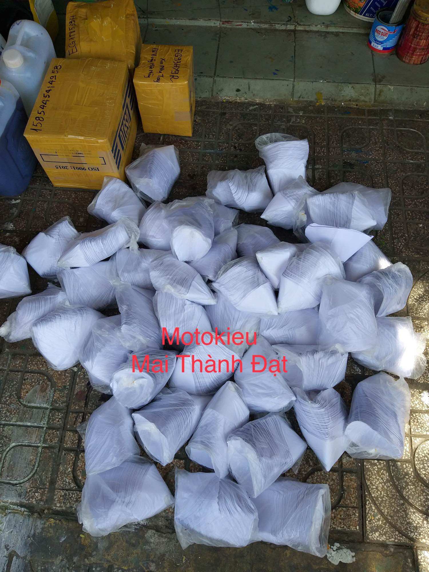 Phễu - cốc lọc sơn (bịch 200 cái ). MotokieuMaiThànhĐạt