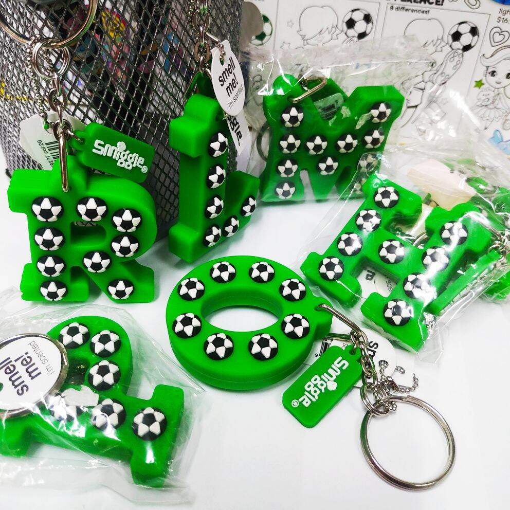 Móc khóa Keyring Soccer Smiggle