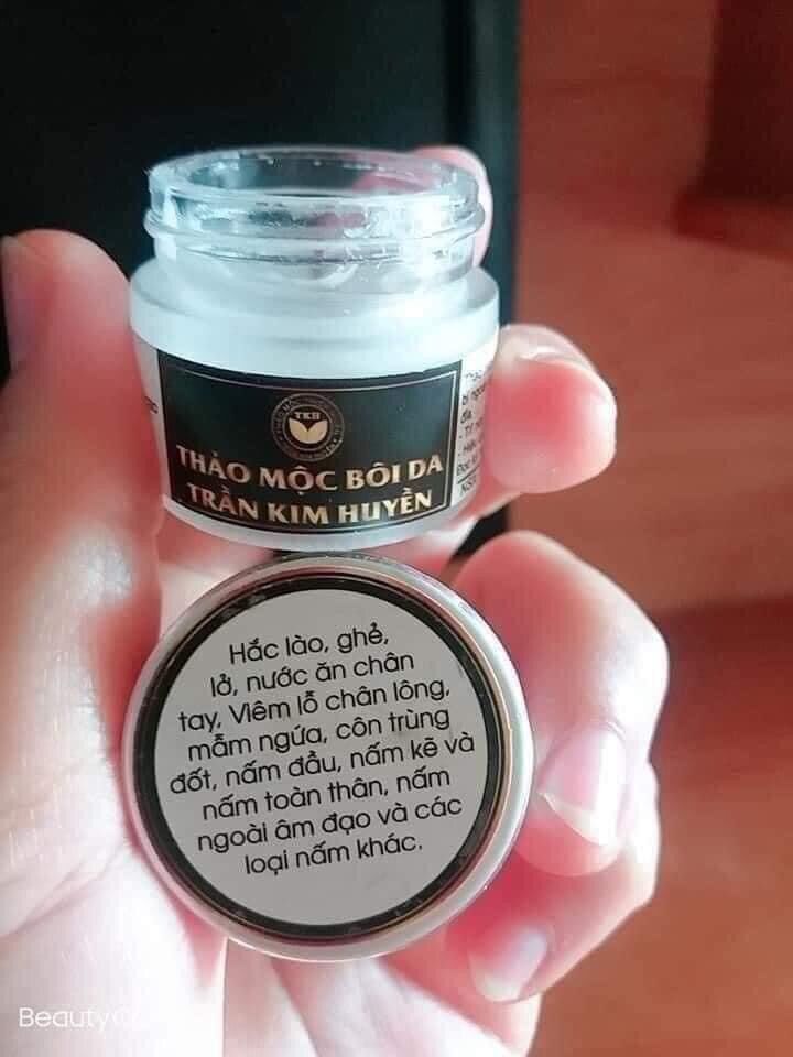 Thảo mộc bôi da Trần Kim Huyền