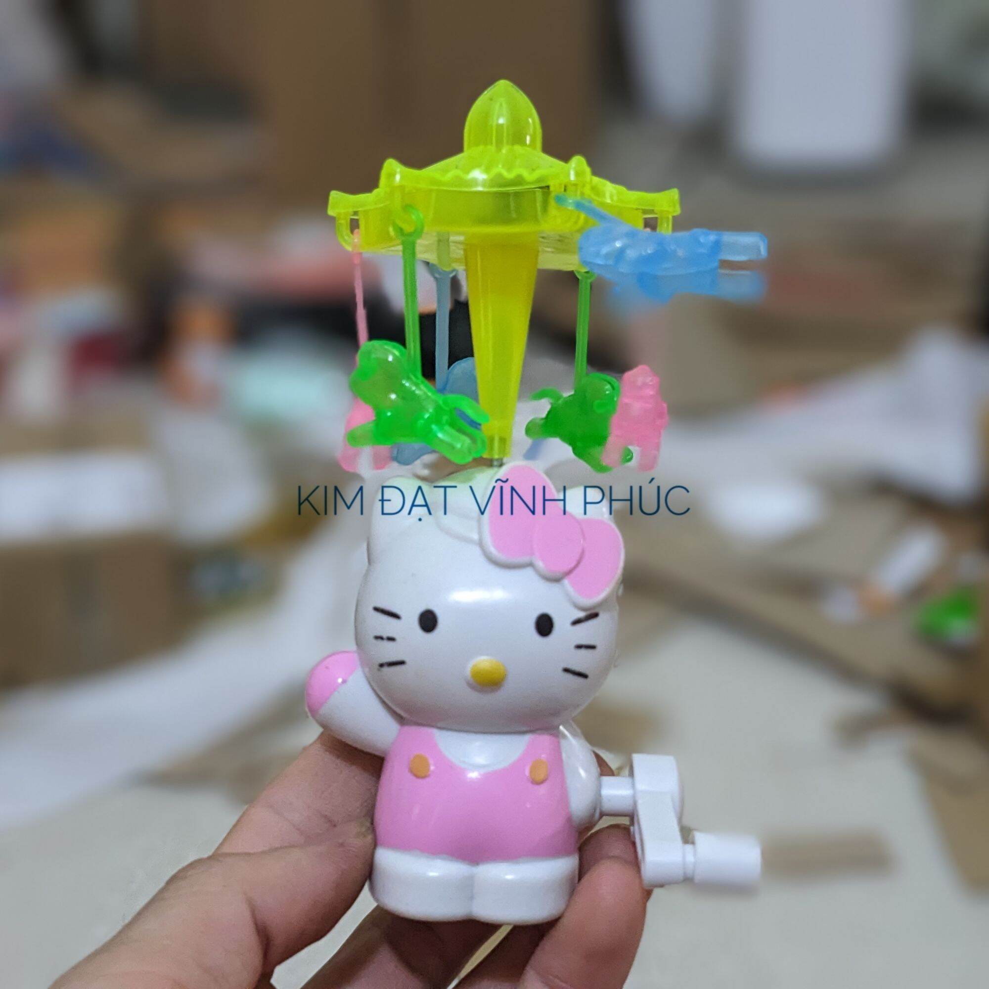 Con quay doremon , helo kity quay cho bé . đồ chơi quay