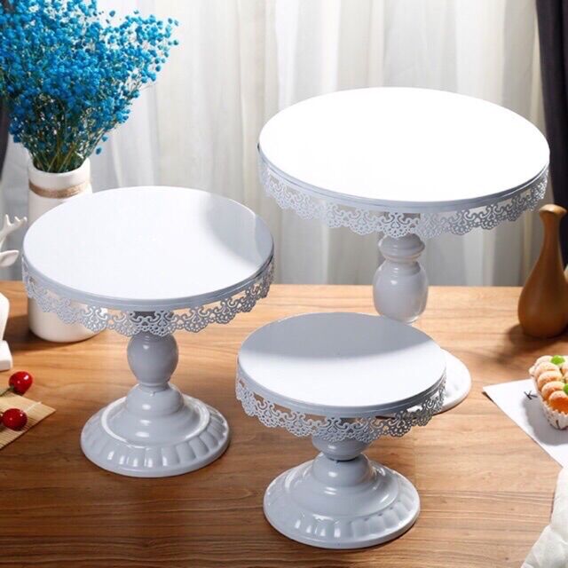 kệ bánh sinh nhật 12 món