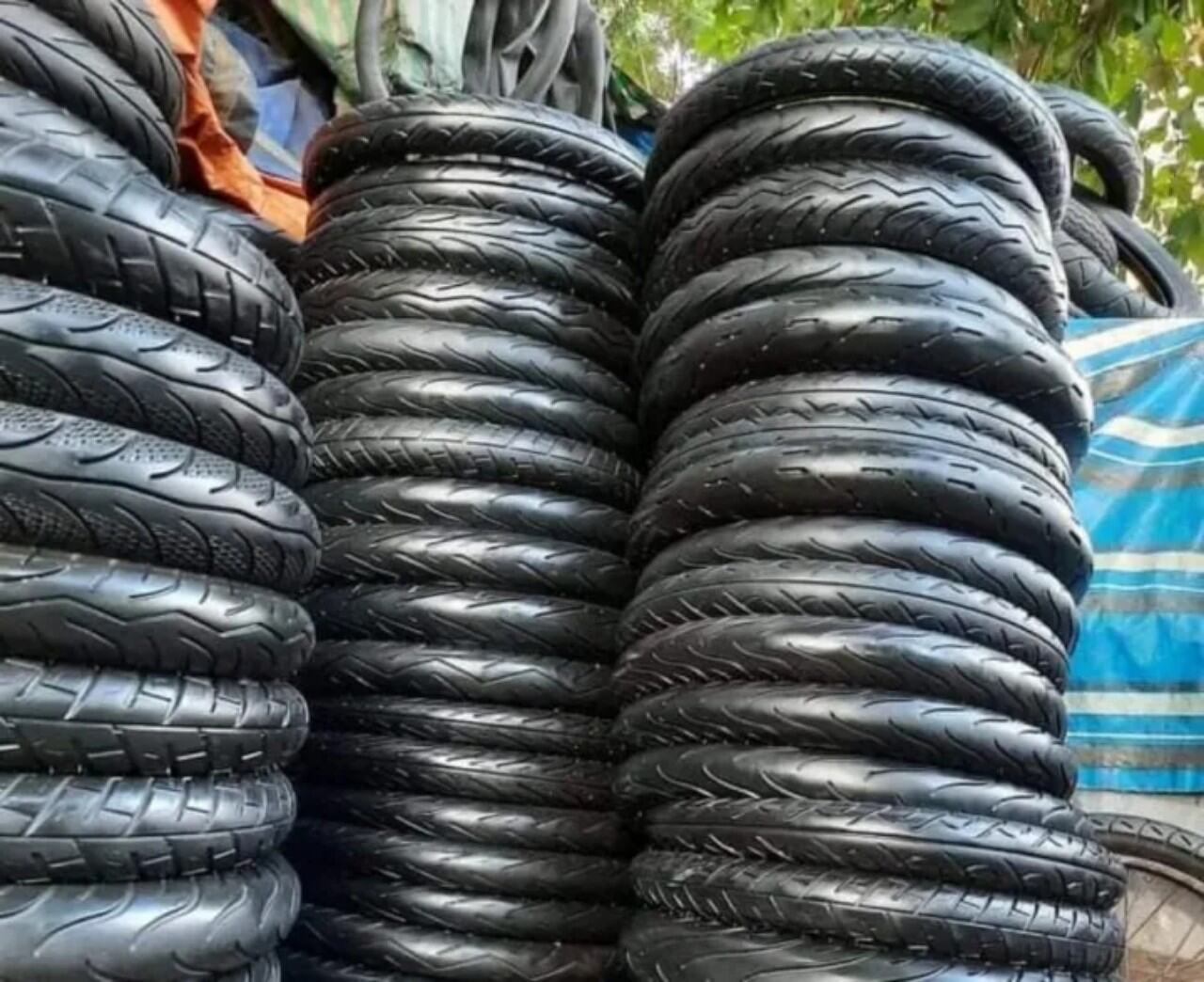 Vỏ Lốp xe máy Maxxis, Inu, Irc, Chensin 60/90-17 và 70/80-17 (2.25-17 và 2.50-17) Phù hợp xe Wave, Dream, Sirius, Viv...