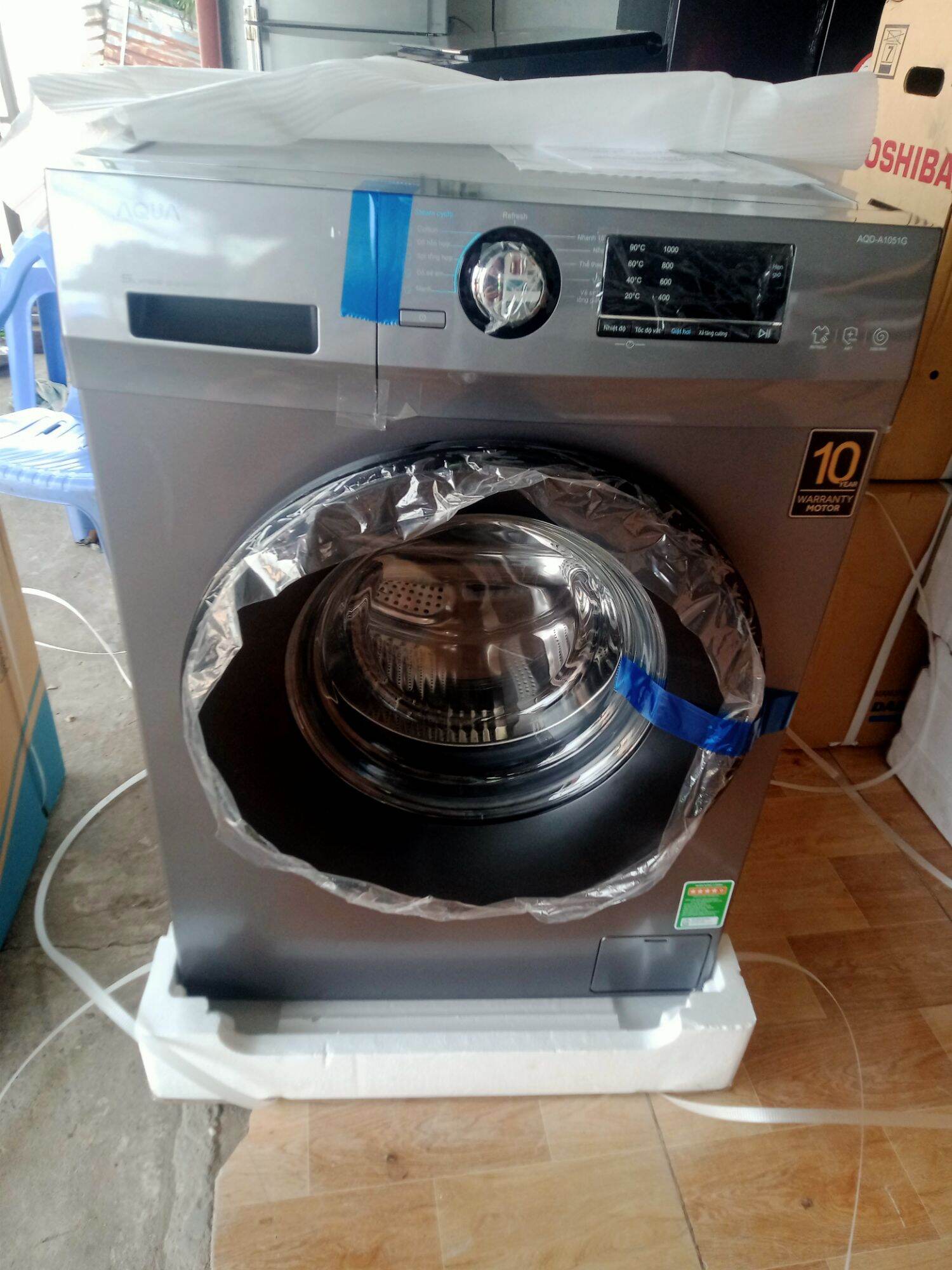 máy giặt aqua 10,5 kg invecter .BH 2 năm hãng