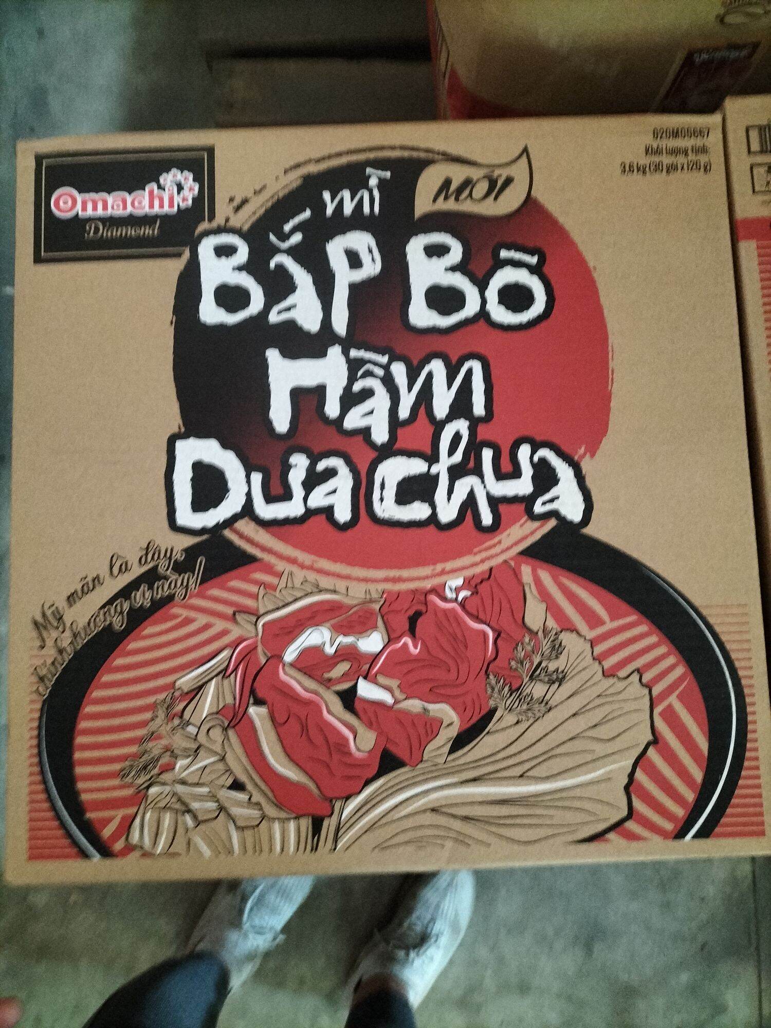 mì omachi daimond bò nấu dưa chua gói 120gam(thùng 30 gói)
