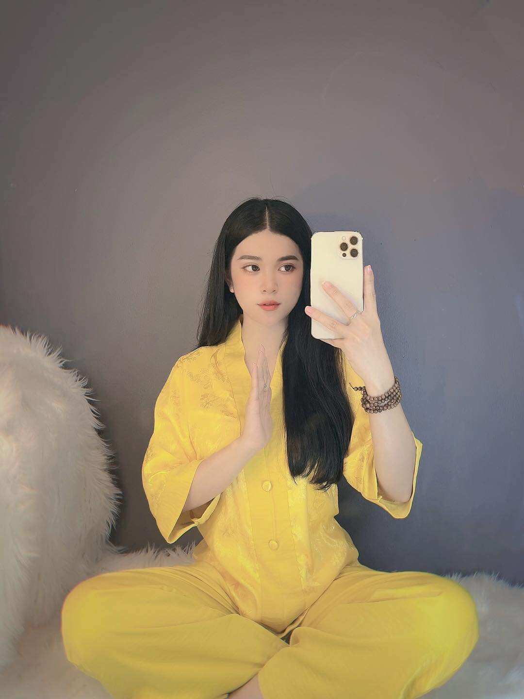 ĐỒ LAM ĐI CHÙA MẪU NỮ BÀ LAI LỤA CAO CẤP
