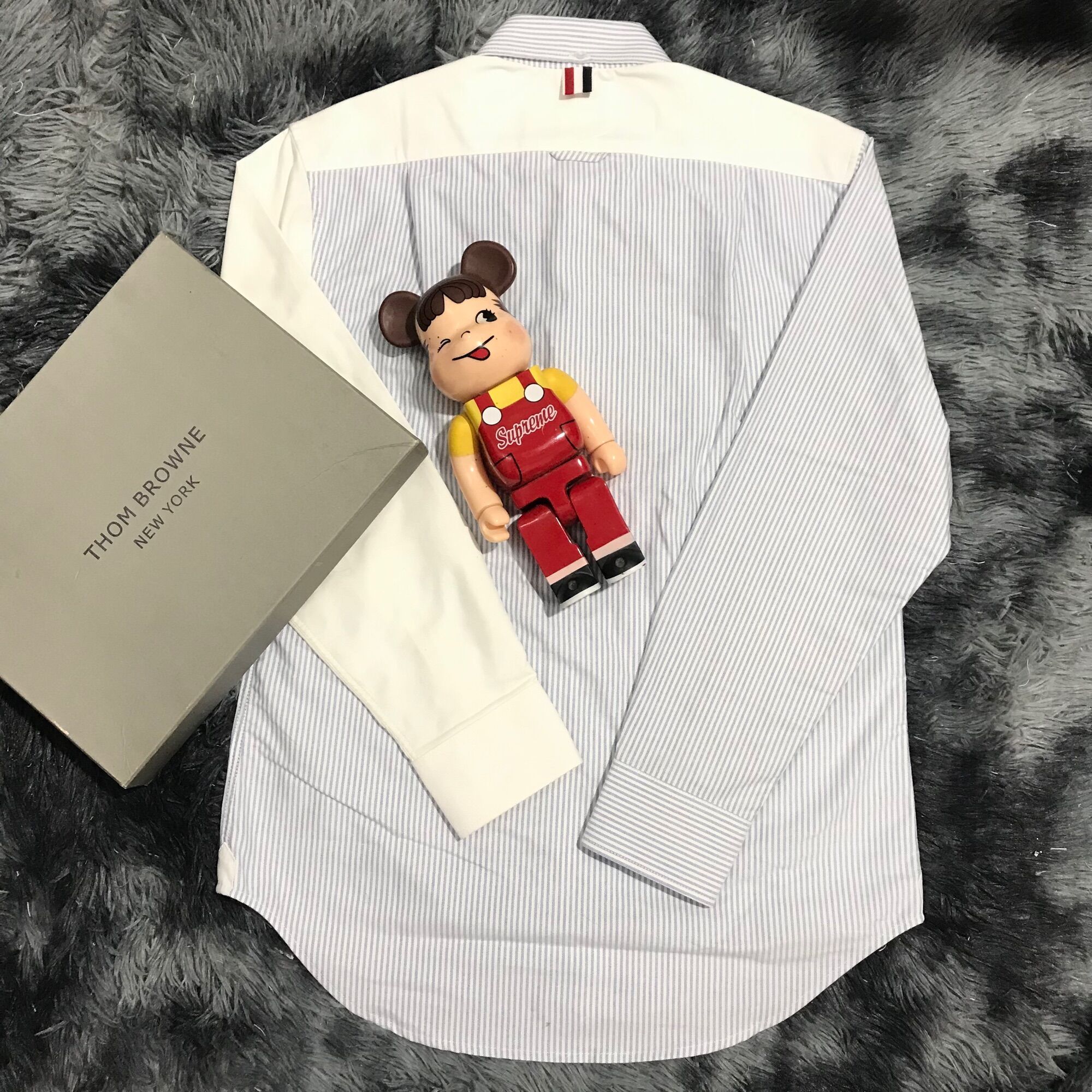 Áo sơ mi Thom Brown trắng sọc xanh