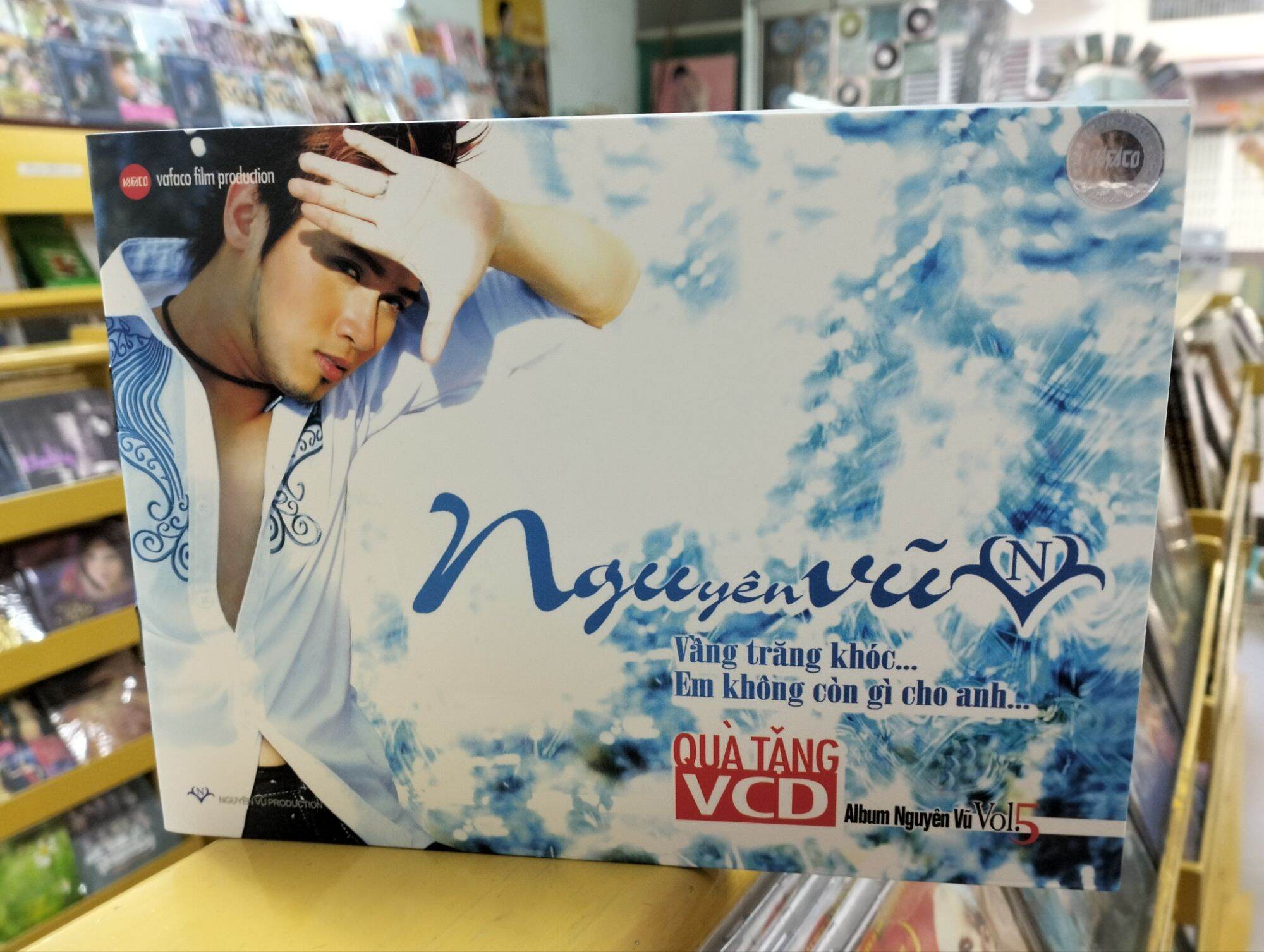 CD Nguyên Vũ vol.5 - Vầng trăng khóc