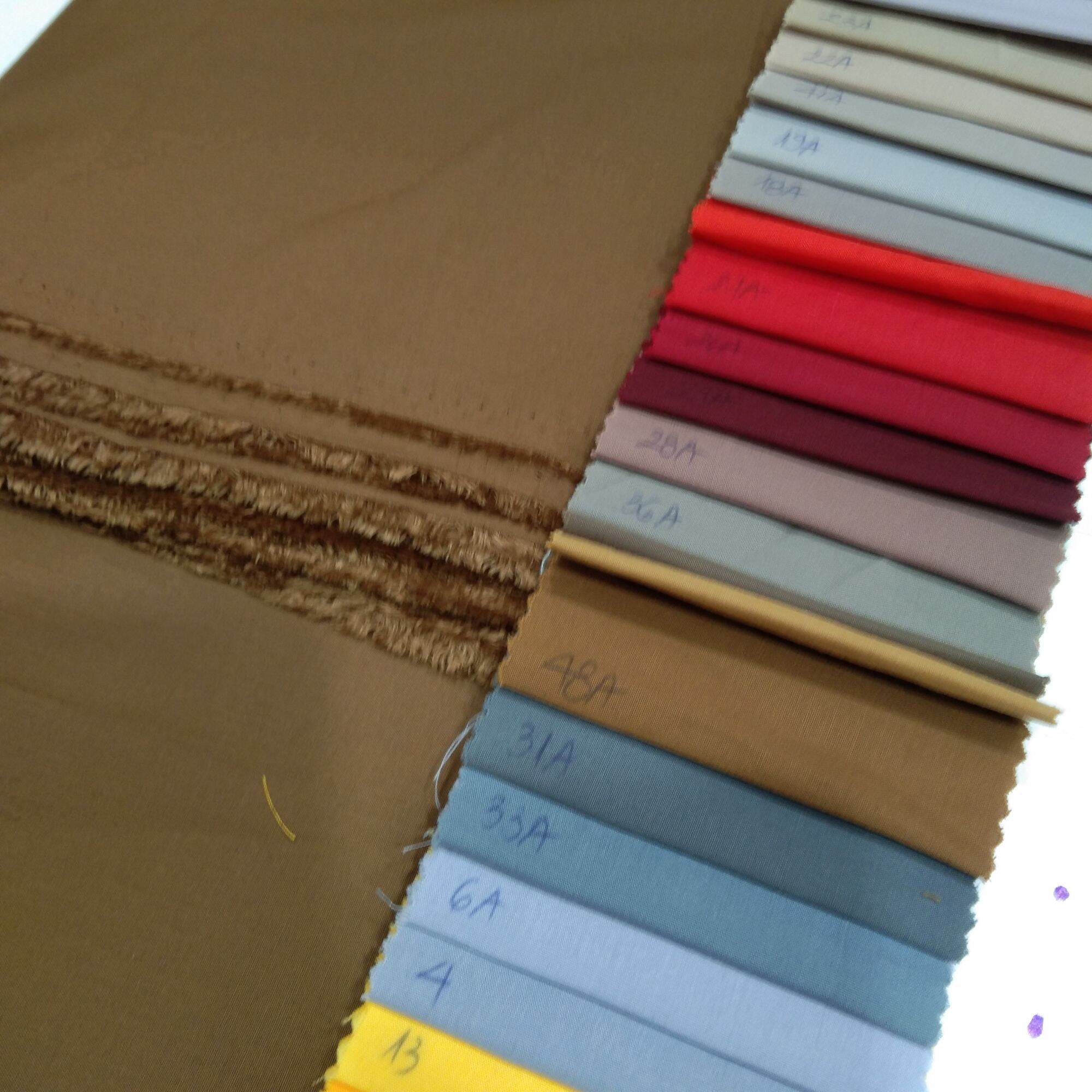 Vải Kate Silk Màu Nâu Chùa Hàng Đẹp Biên Xù