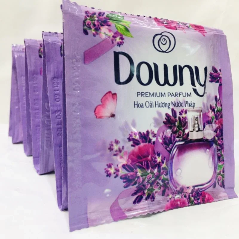 Dây nước xả Downy hoa oải hương 10 gói x 20ml