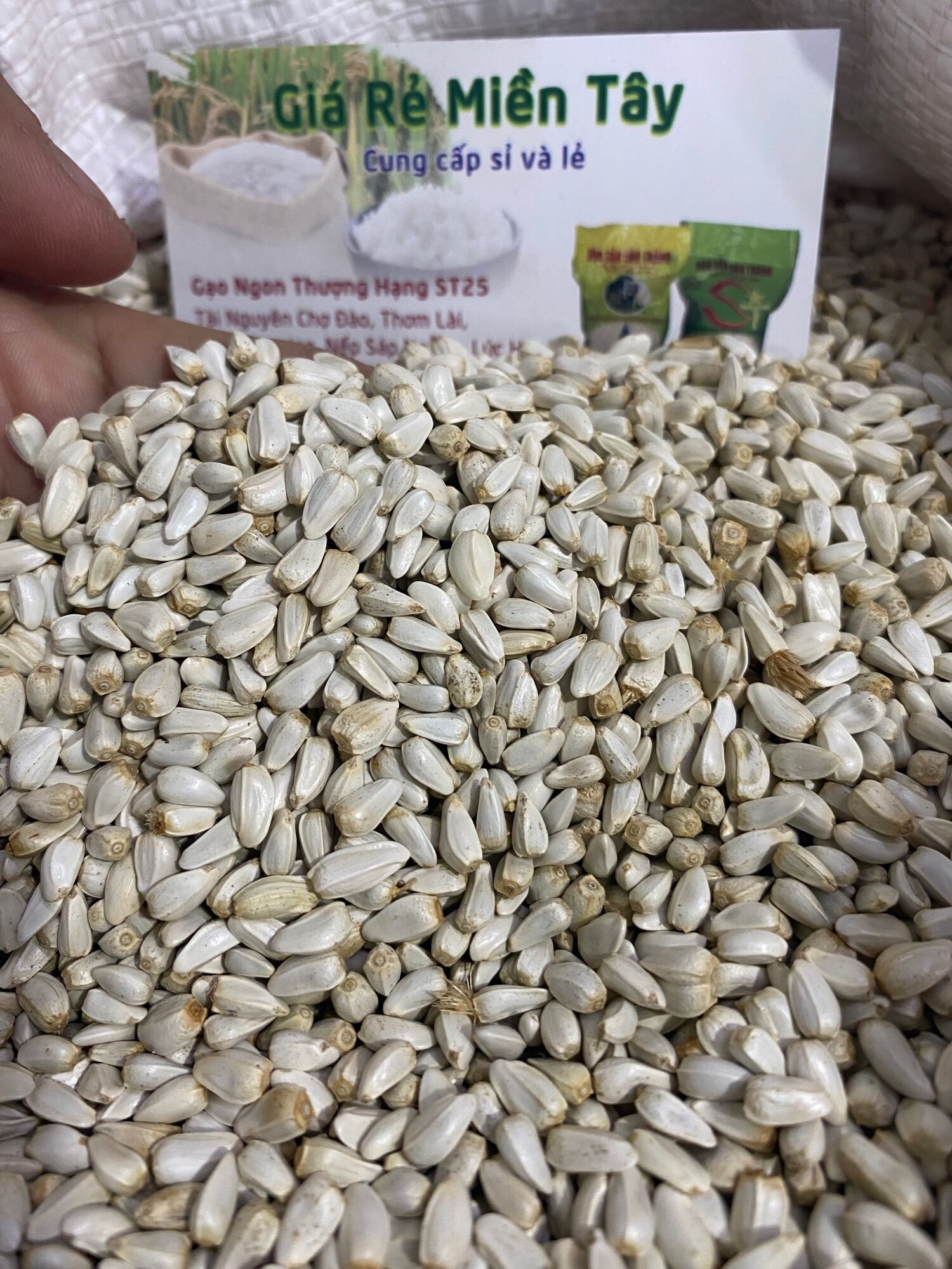 1kg hạt kham dành cho gà, chim kiểng , hamster …