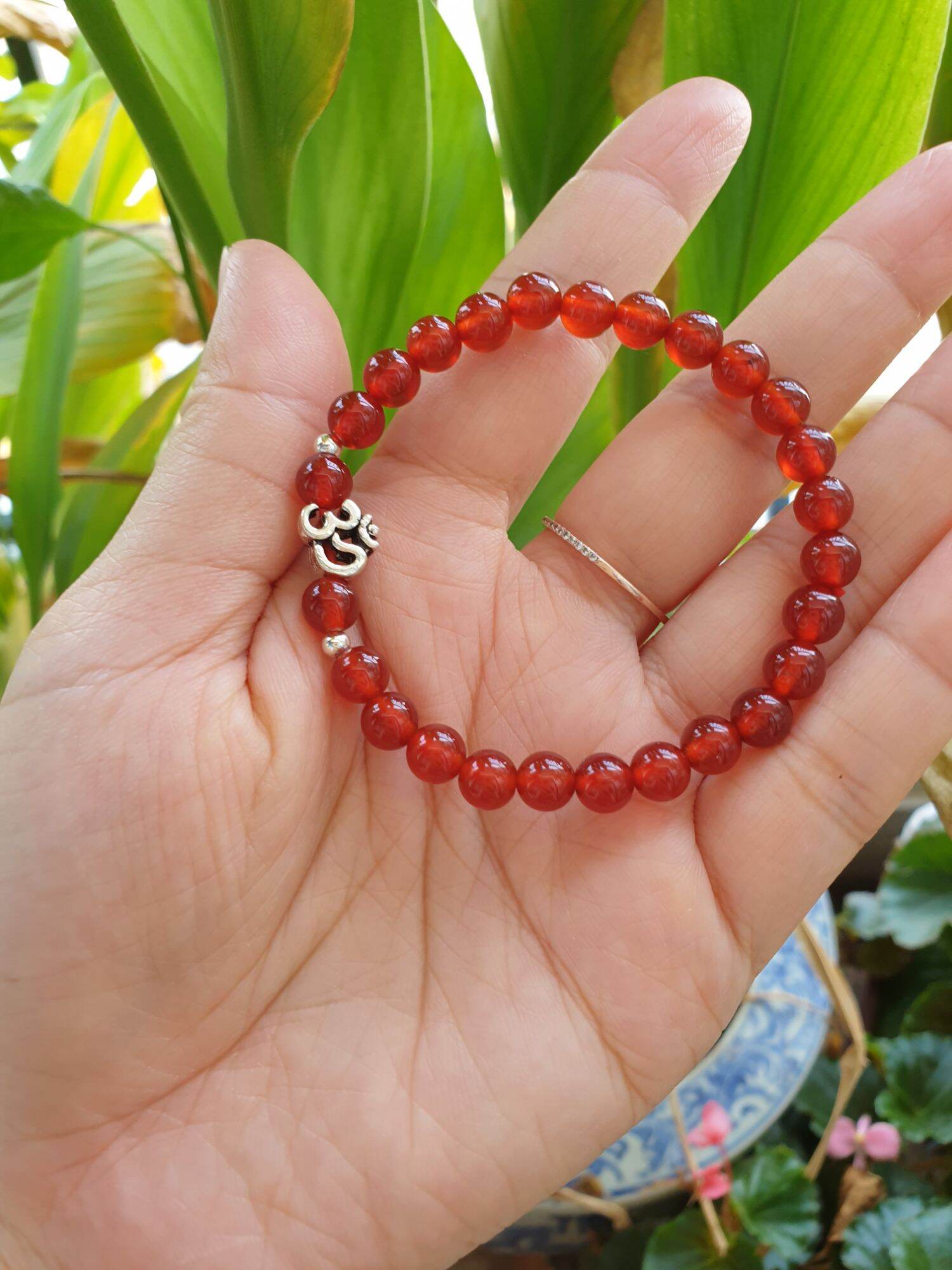 Vòng đá mã não đỏ 6ly mix charm bạc