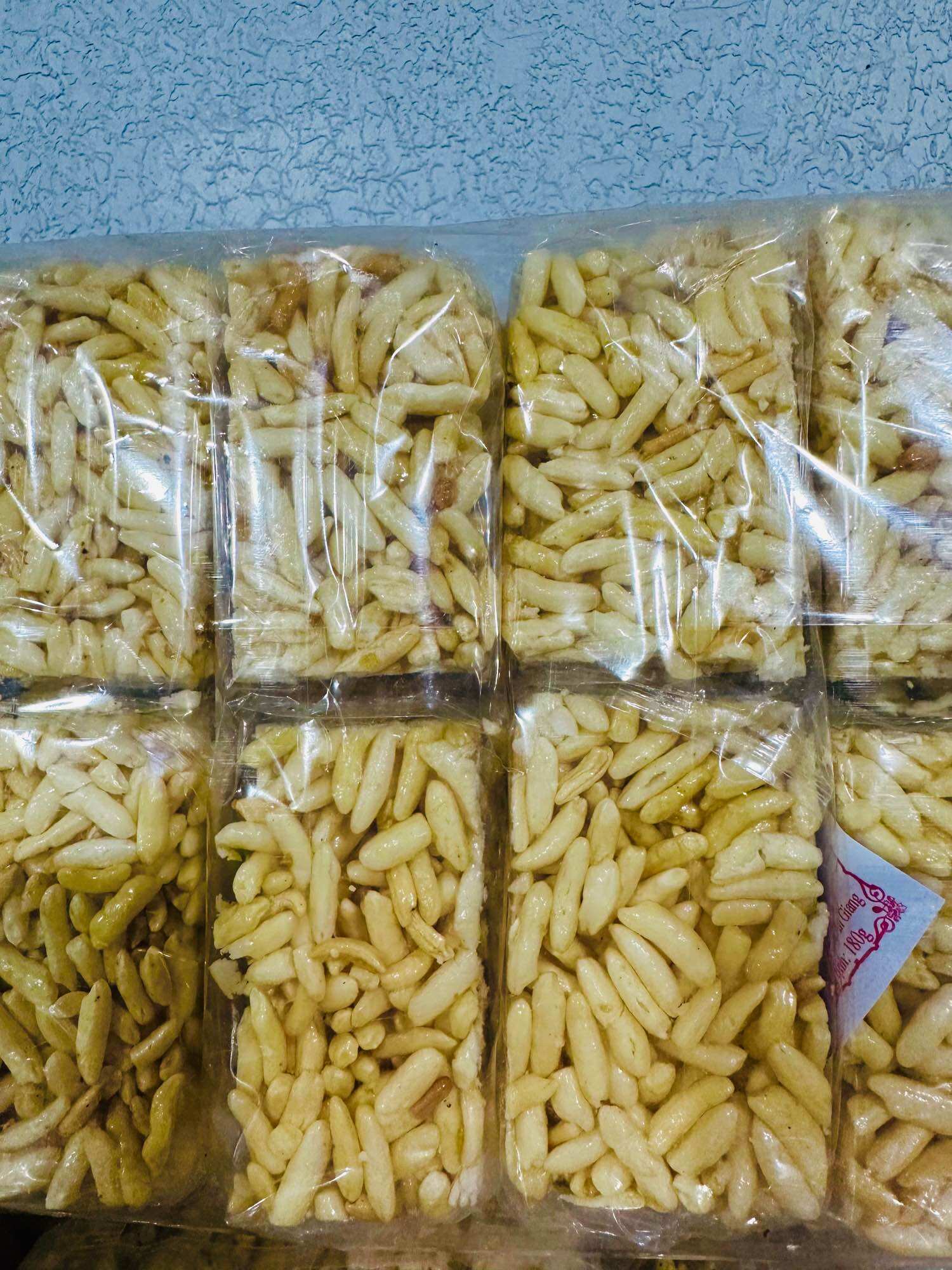 Cốm gạo miền Tây thơm ngon (Bịch 10 miếng)