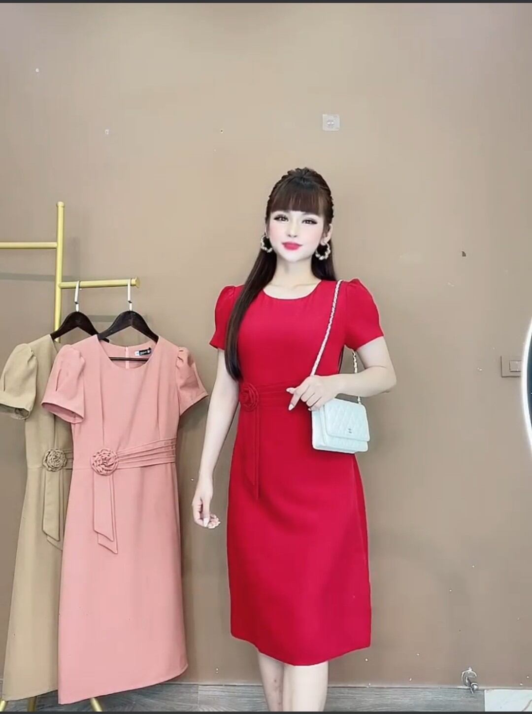 Đầm dáng chữ A Monoco