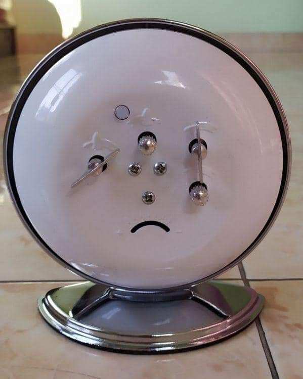 Đồng Hồ gà trống mổ thóc tròn
