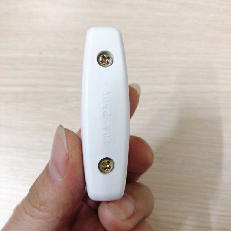 Công tắc quả nhót LIOA chính hãng.