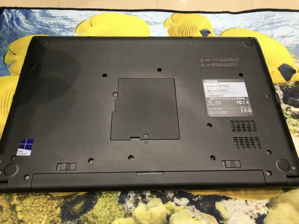Toshiba R75\B
