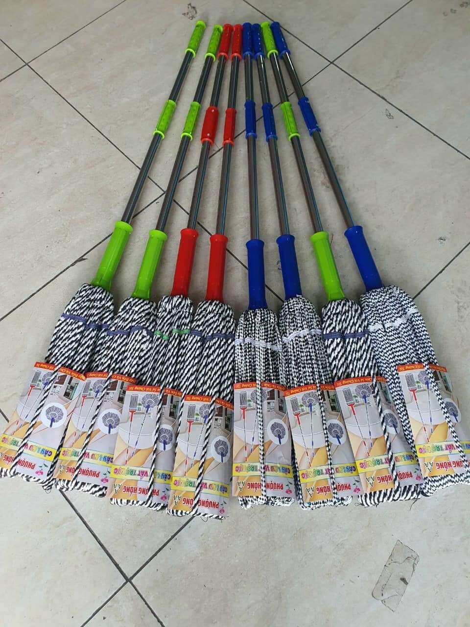 Cây lau nhà trợ lực phượng hồng