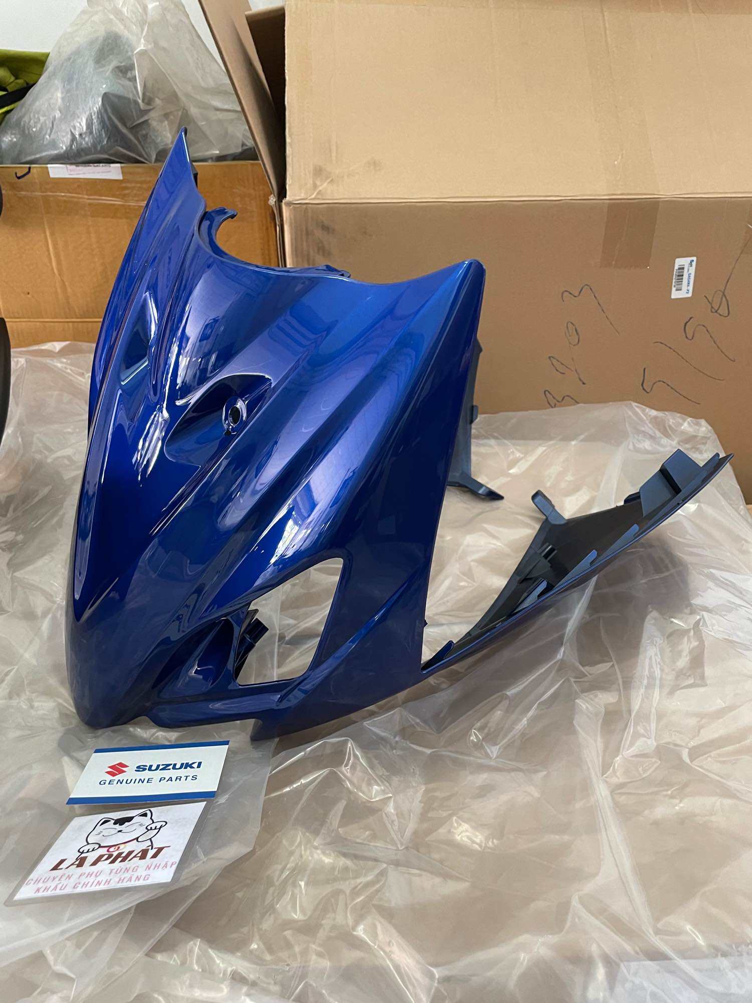 Mặt nạ chính hãng Suzuki Axelo 125