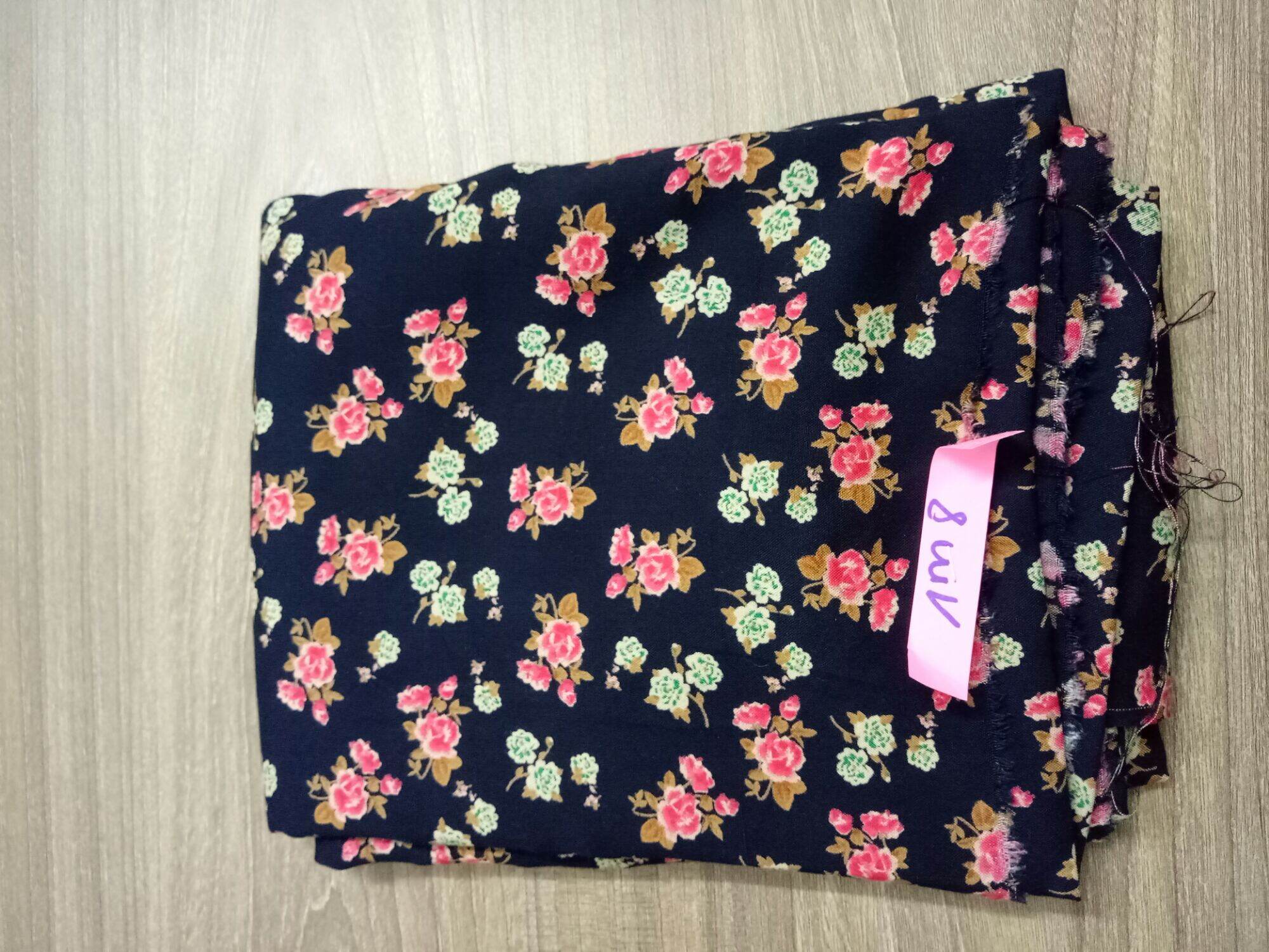 Vải tôn nhung 2da. 1m8 x 50 ngàn = 90.000
