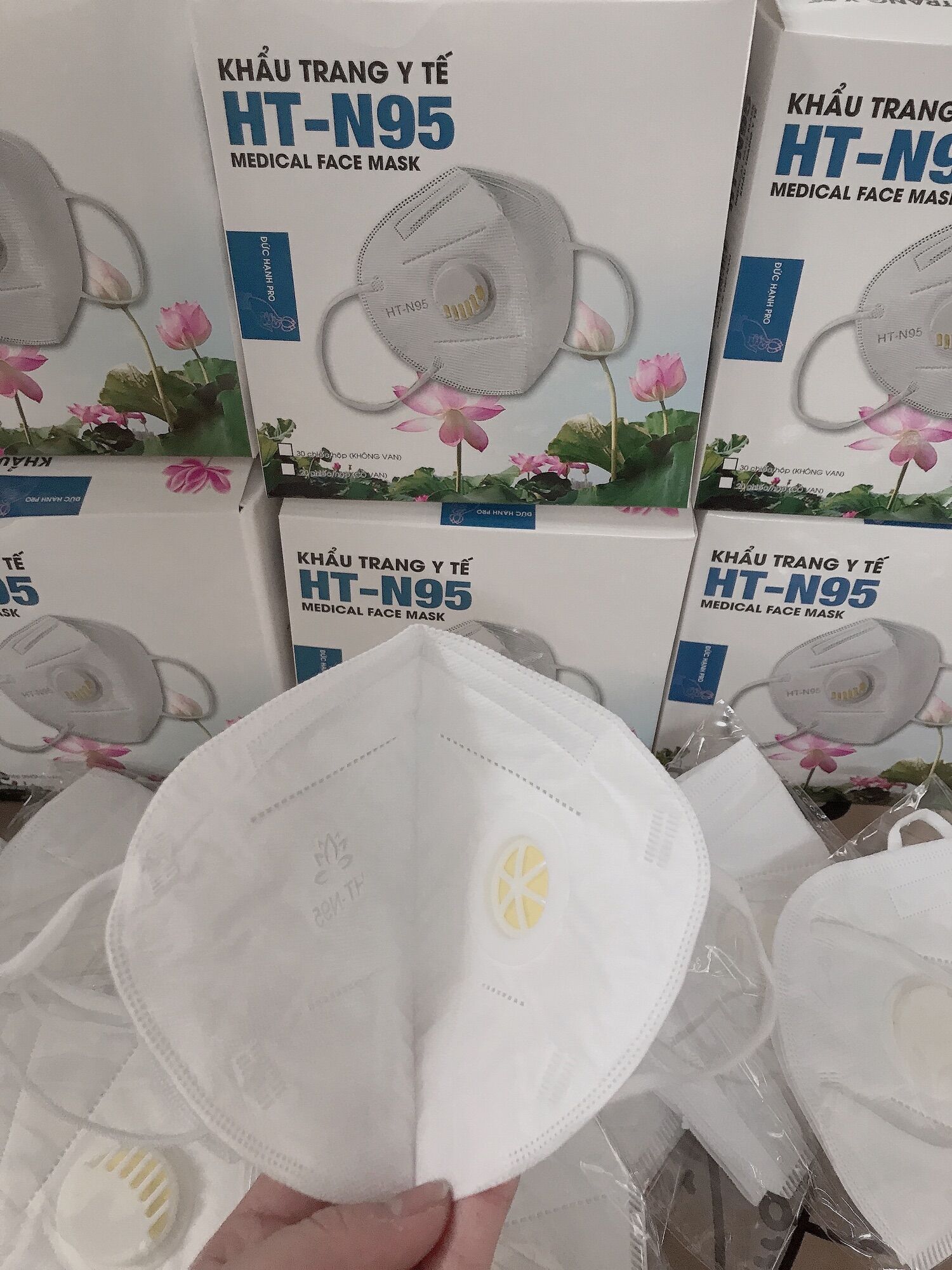 Khẩu Trang N95 Có Van Thở ( hộp 20 chiếc )