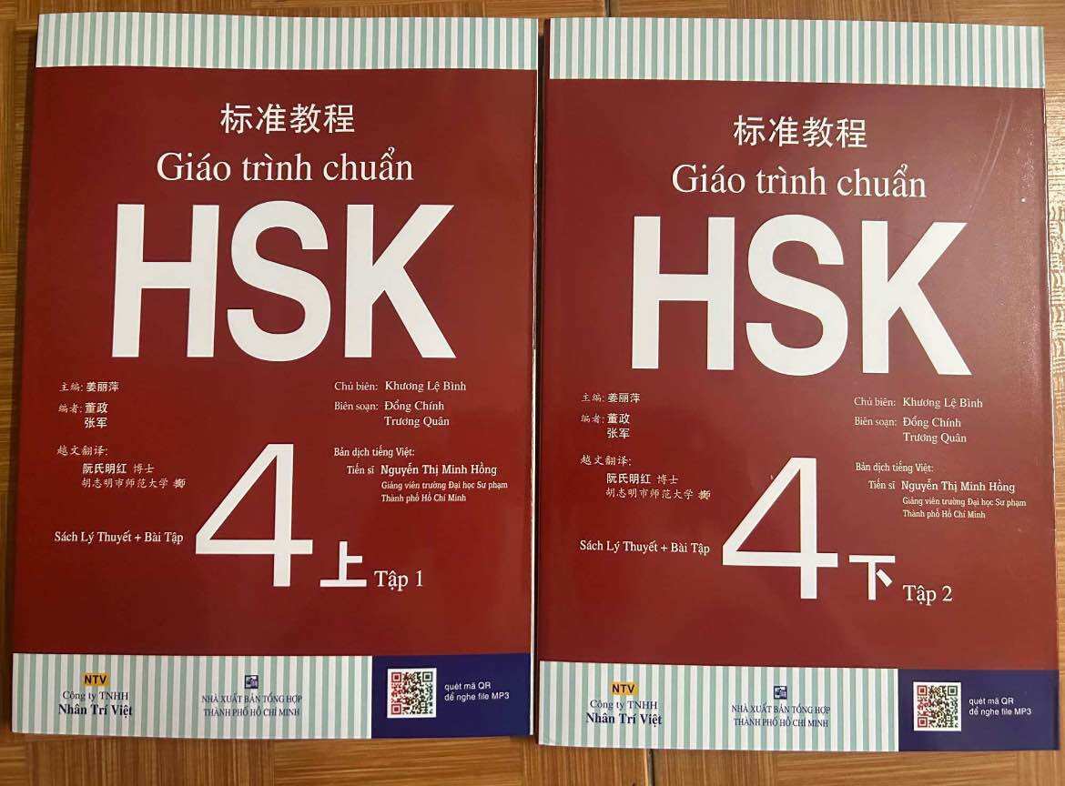 Combo Sách Giáo Trình Chuẩn HSK 4 (Bộ 2 Cuốn) Bài Học Và Bài Tập
