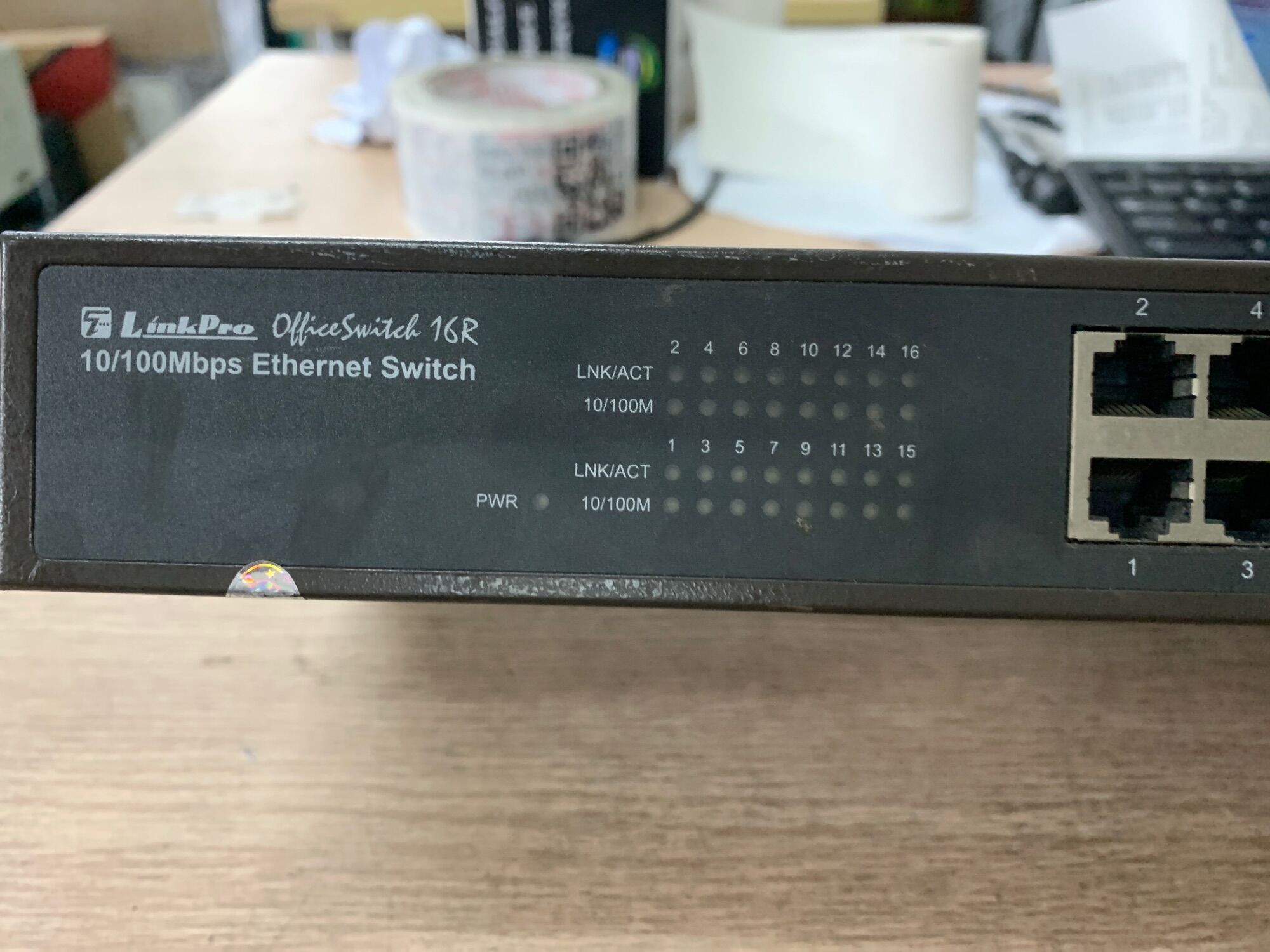 bộ chia cổng mạng Hub switch 16 cổng Tplink
